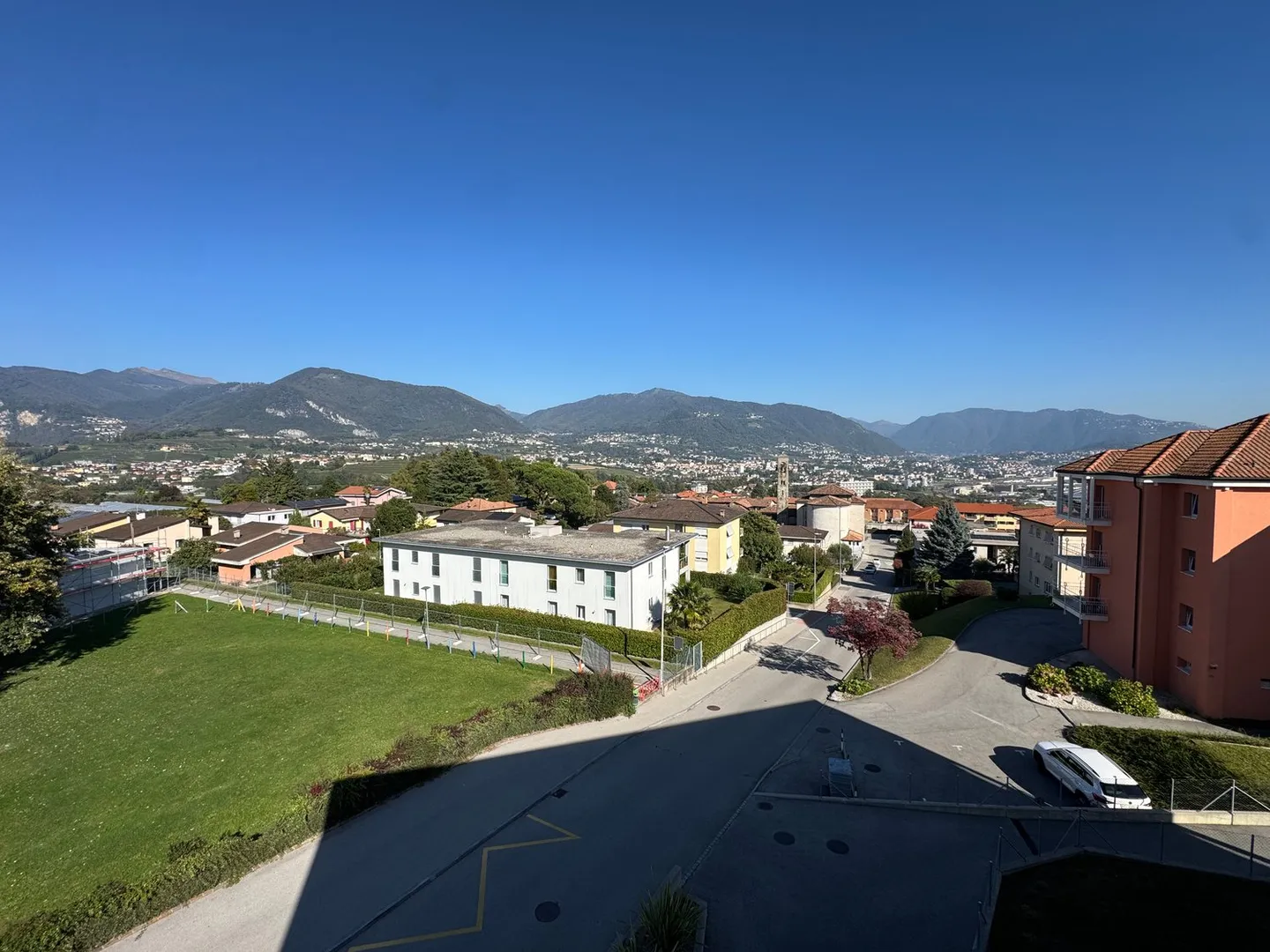 Novazzano – Modern penthouse with panoramic terraces and high-quality fittings - Photo 12 of 23