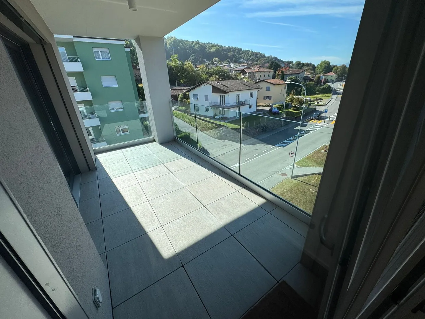 Novazzano – Modern penthouse with panoramic terraces and high-quality fittings - Photo 22 of 23
