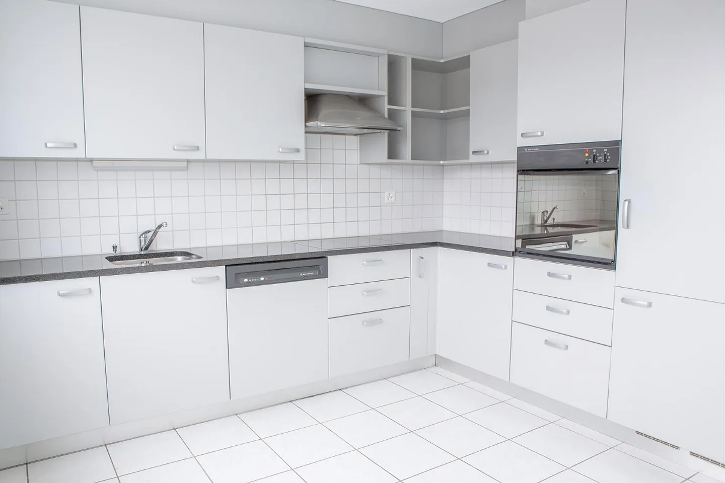 Charming apartment in the city center! - Photo 3 of 6