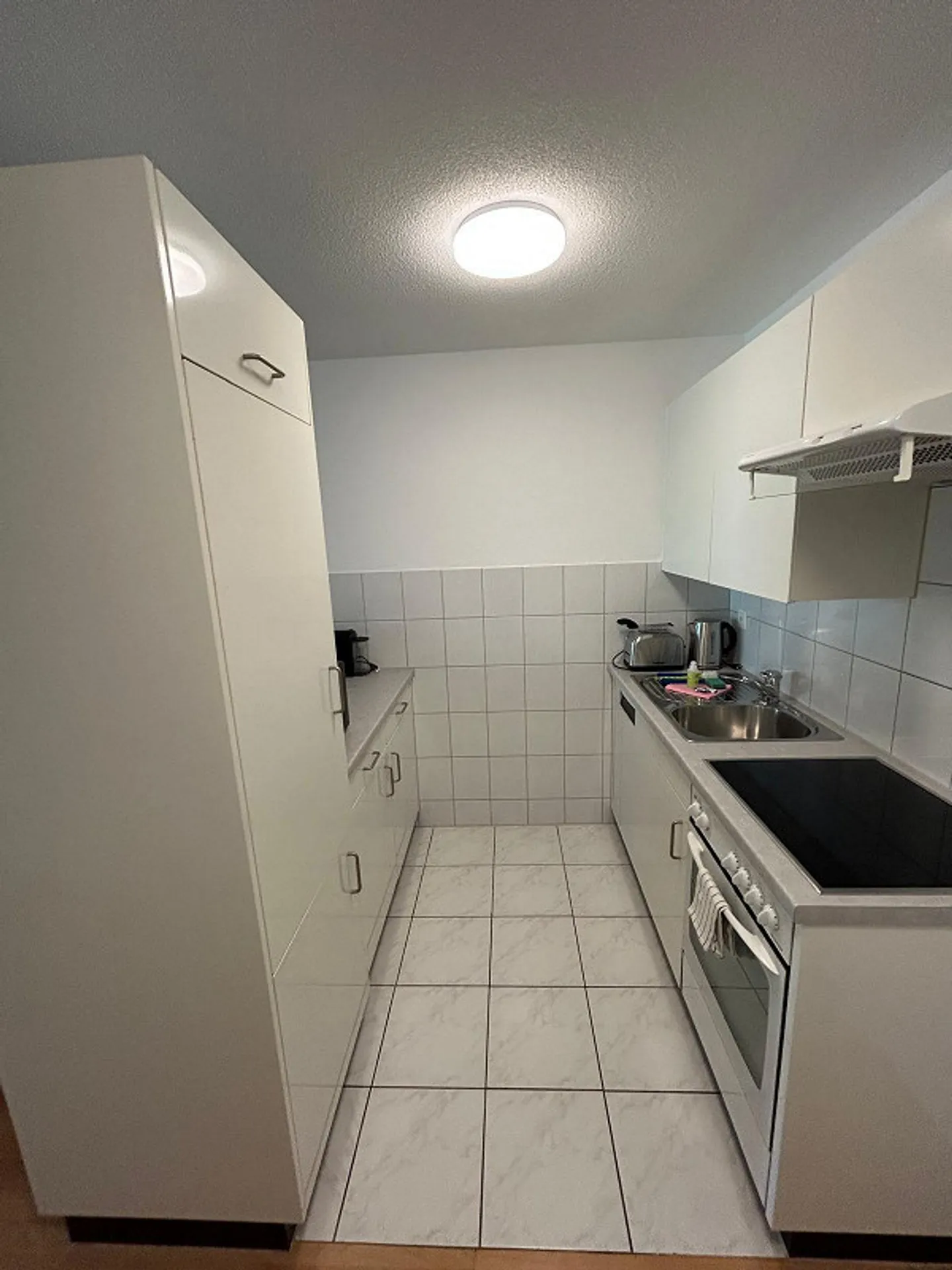 Grand studio, meublé - près de l'Europaallee + Gare principale de Zurich - Photo 9 sur 10