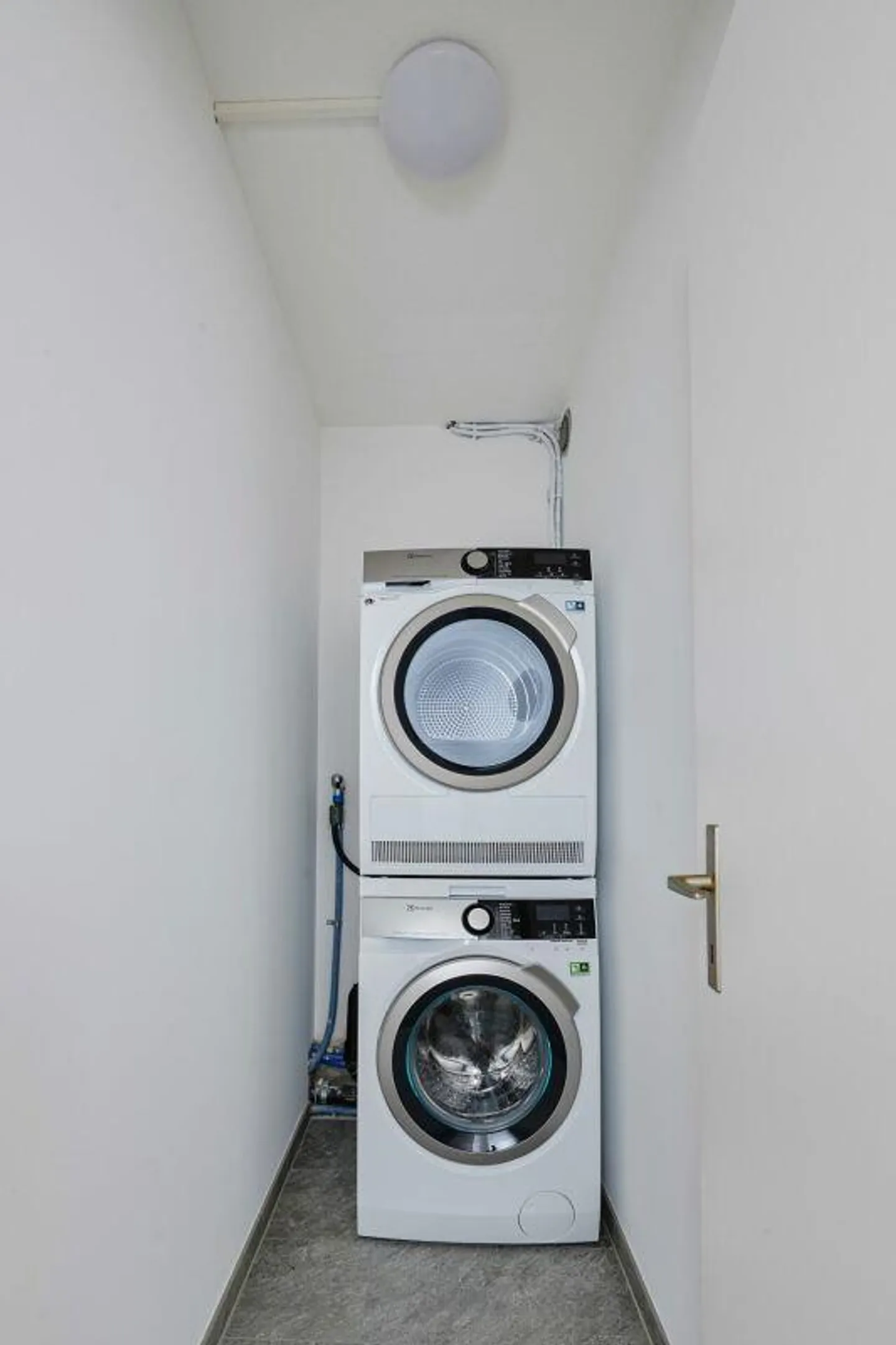 Appartamento ristrutturato a Wittigkofen - Foto 8 di 9