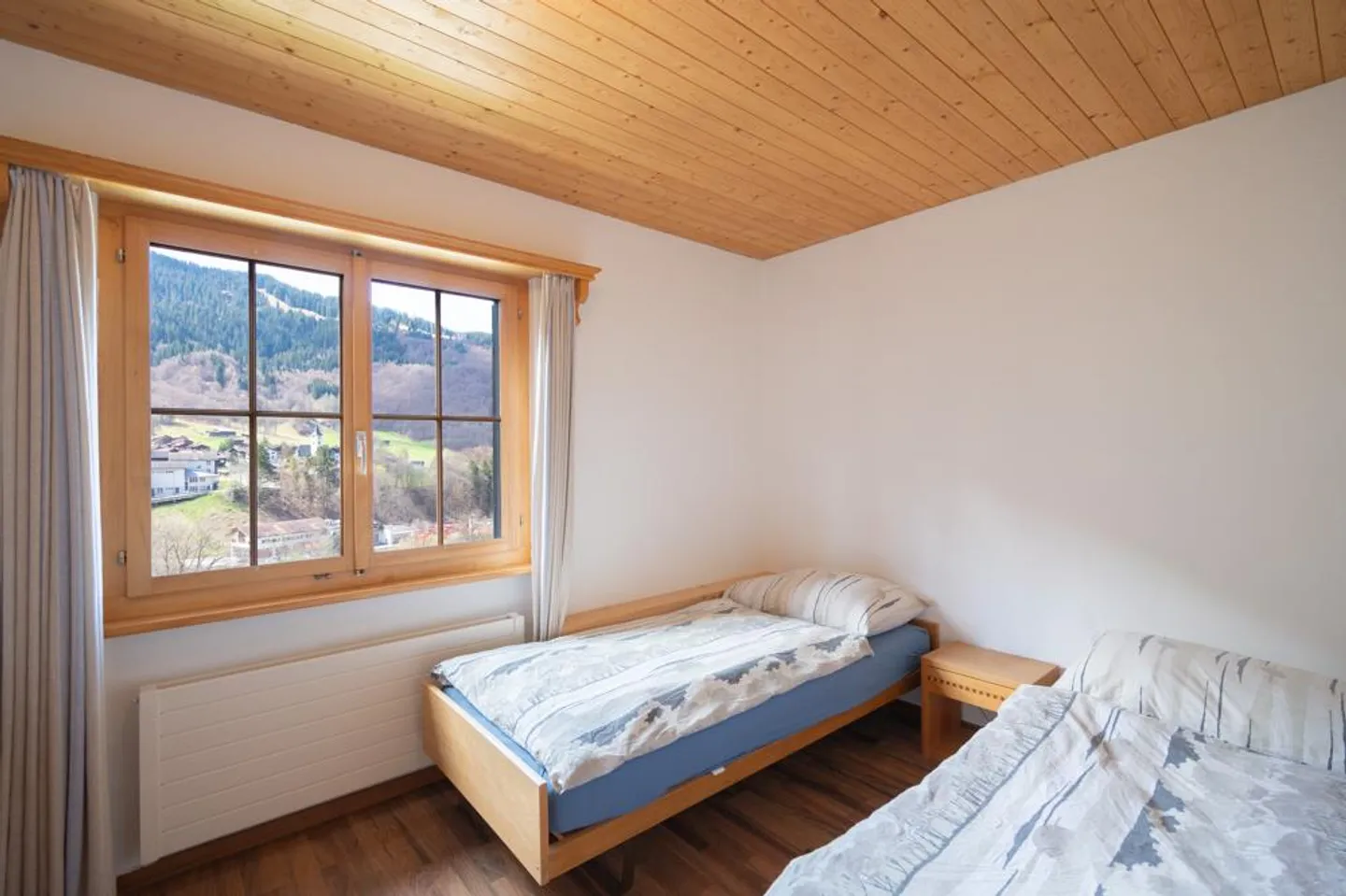 Walking on sunshine - Photo 5 of 10