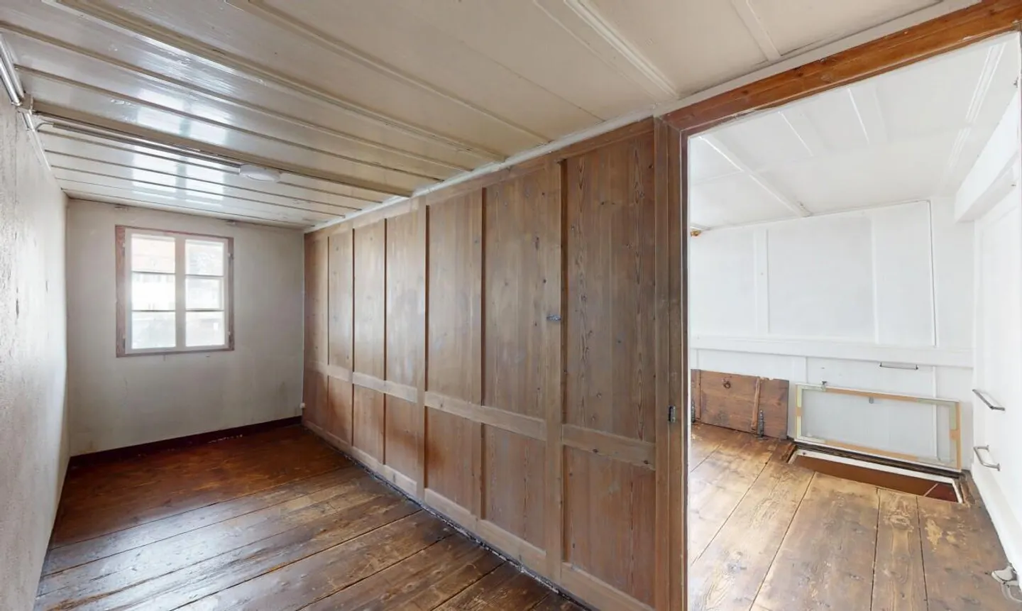 Maison jumelée de 8 pièces classée au patrimoine à un emplacement central - Photo 10 sur 13