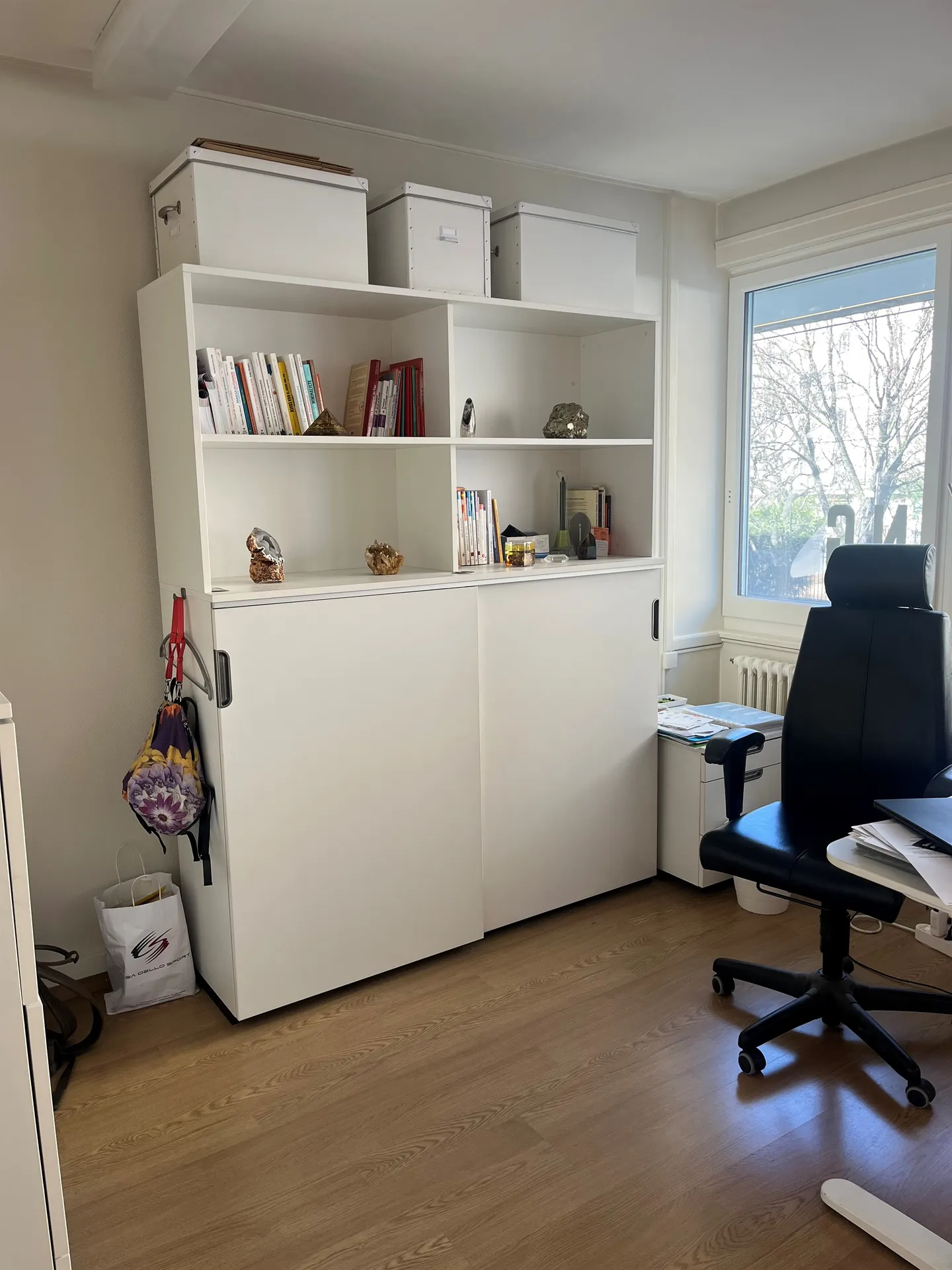 Office space for rent - Photo 2 of 11