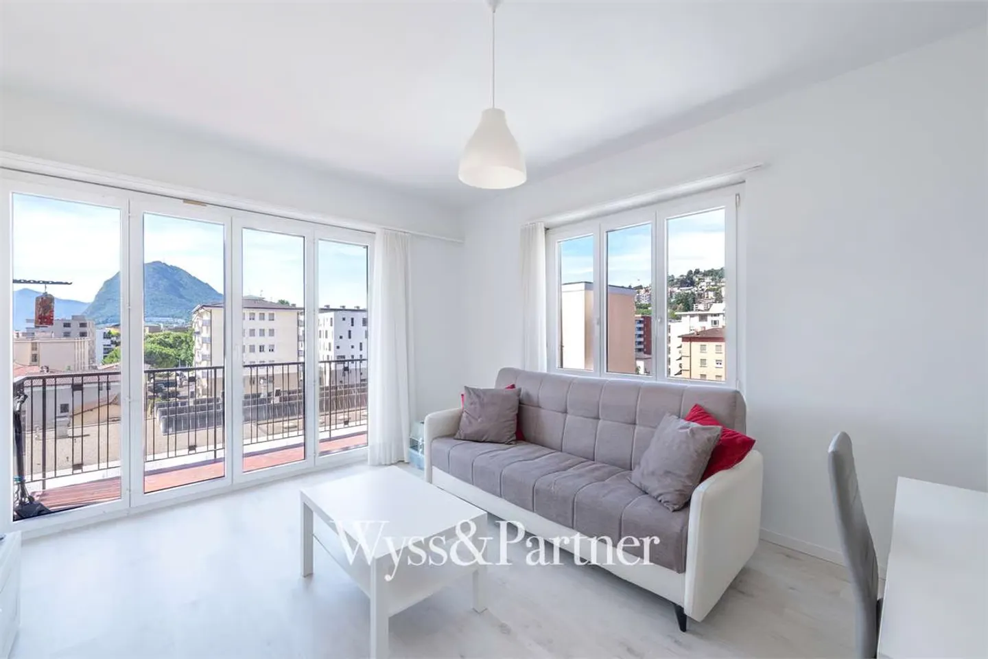 For rent 3.5 furnished rooms Via Monte Boglia Lugano - Photo 2 of 11