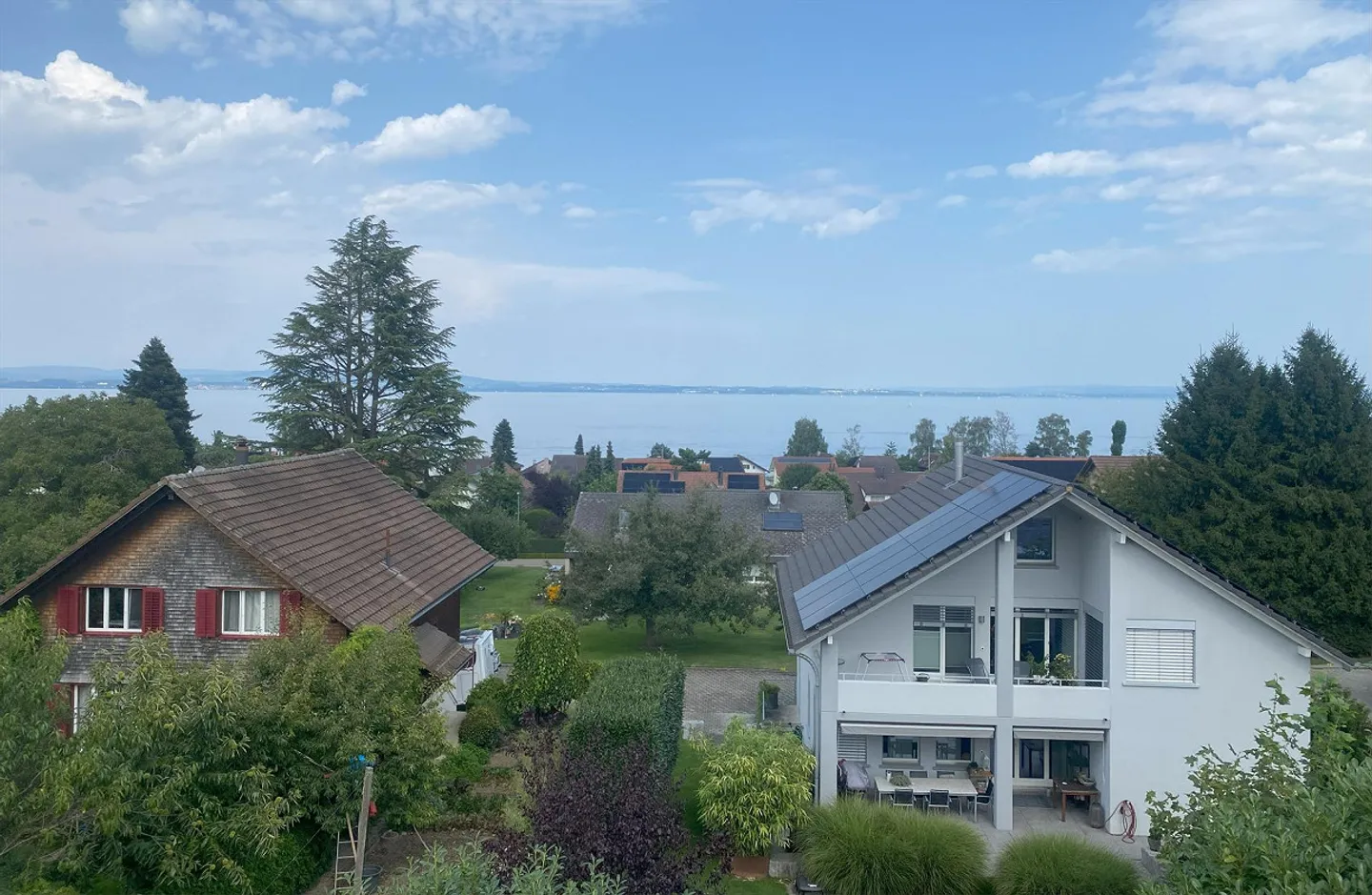 LETZTE 4.5- Zimmer-Wohnung mit Gartenumschwung in Seenähe - Foto 4 von 5