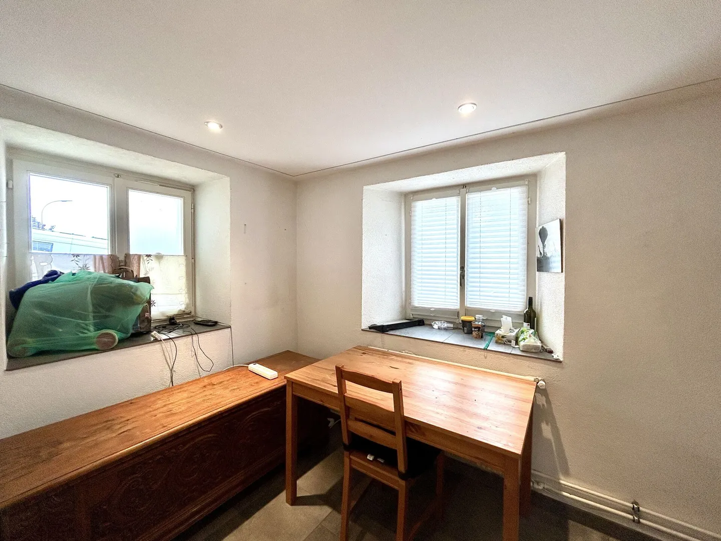 Maison individuelle dans un emplacement calme avec des possibilités polyvalentes ! - Photo 8 sur 17