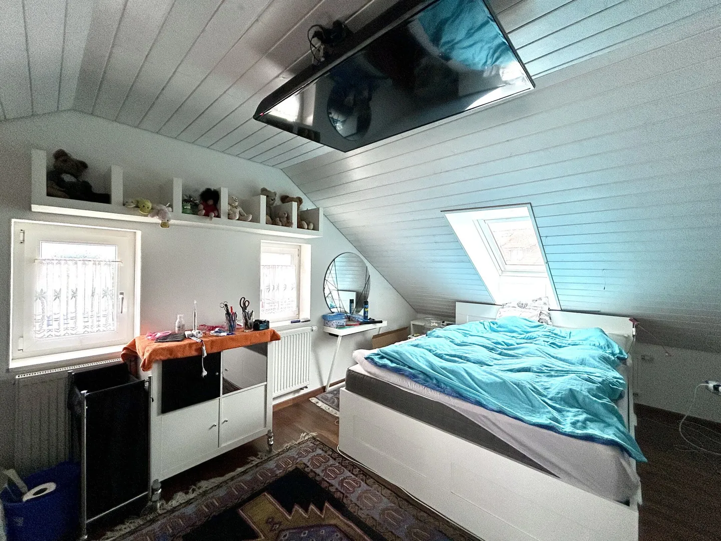 Maison individuelle dans un emplacement calme avec des possibilités polyvalentes ! - Photo 10 sur 17