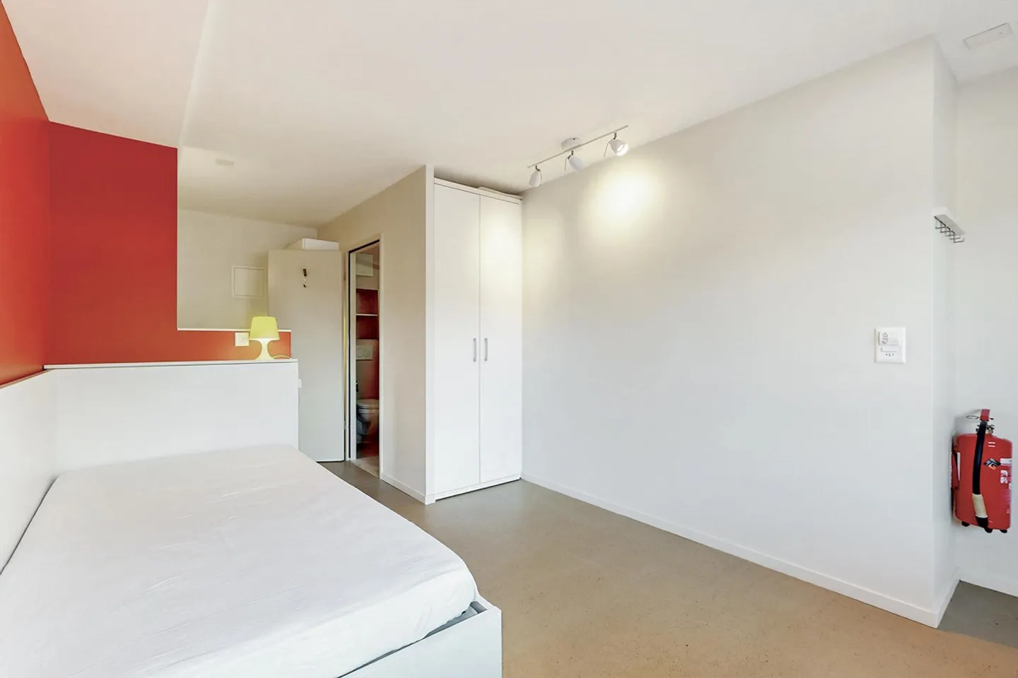 Ideale posizione e arredato! - Foto 2 di 9