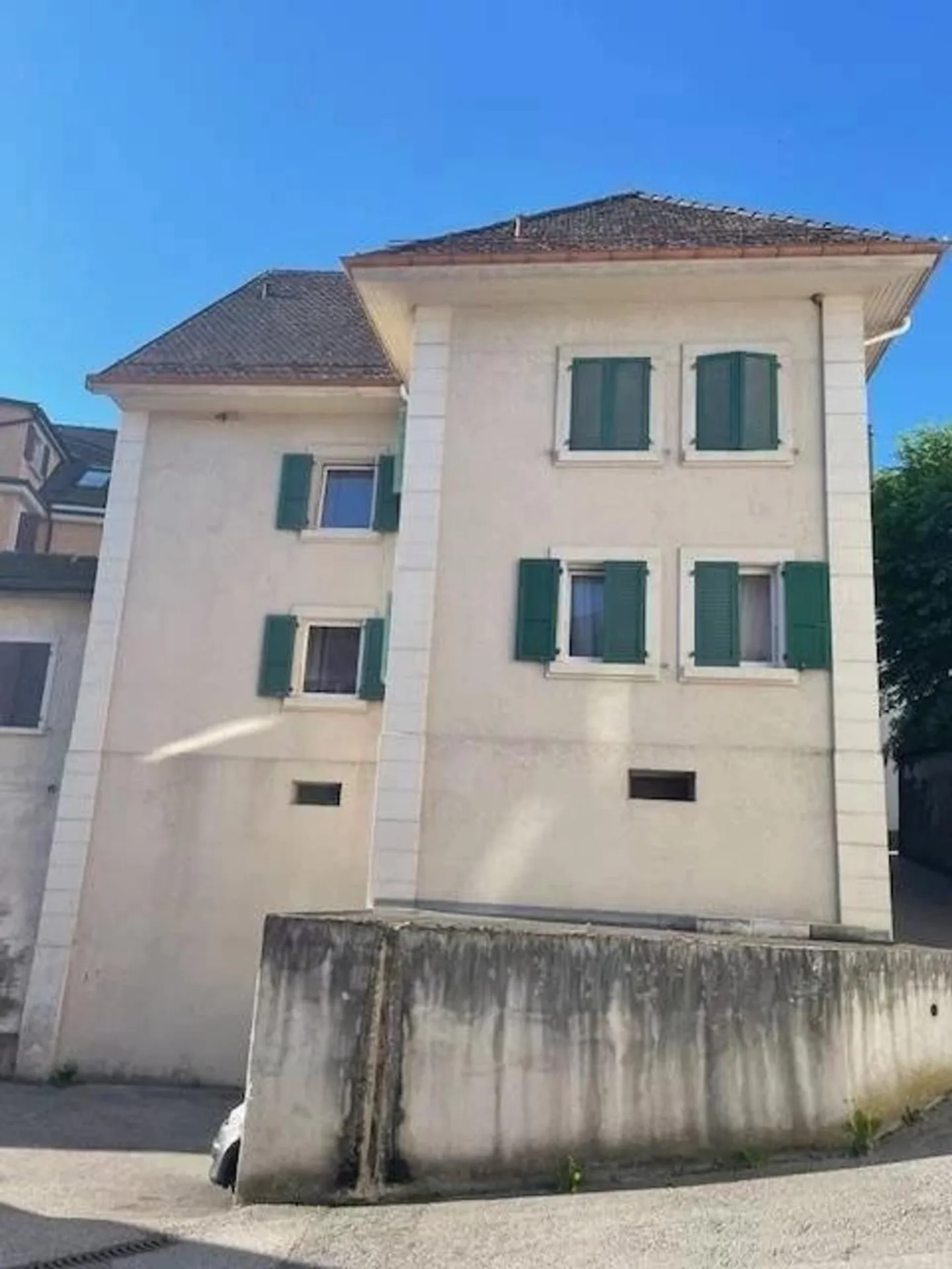 Immeuble de rendement - Photo 3 sur 12