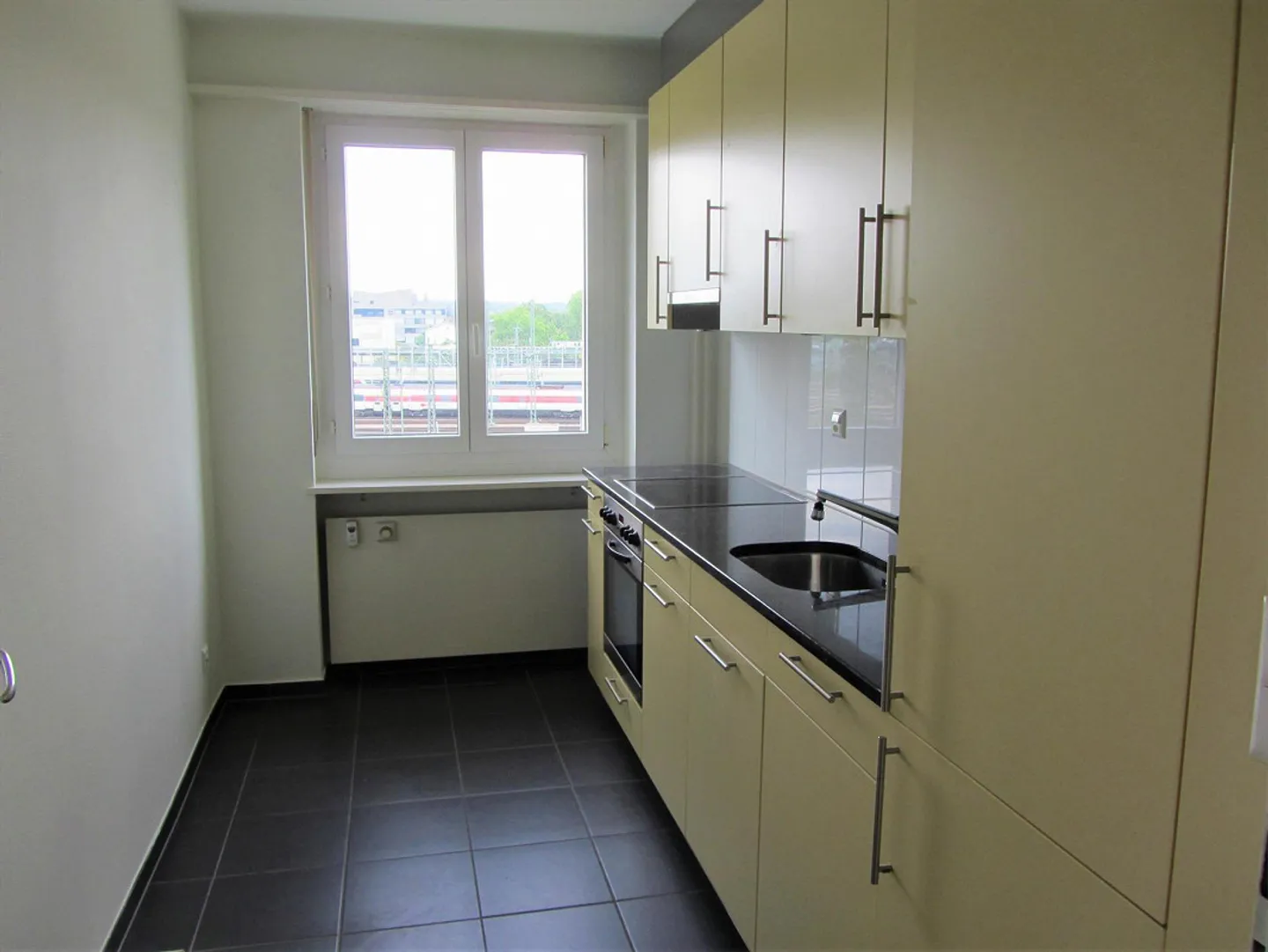 Charmante Wohnung in Hirzbrunnen - Foto 2 von 6