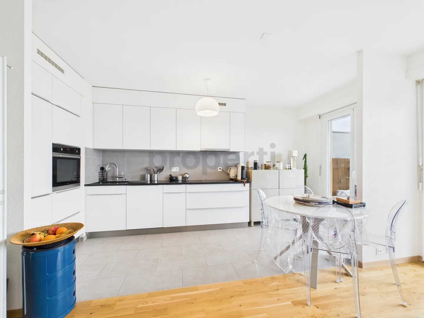 Wunderschöne möblierte 7-Zimmer-Wohnung, modern und hell in Thônex - Foto 5 von 13