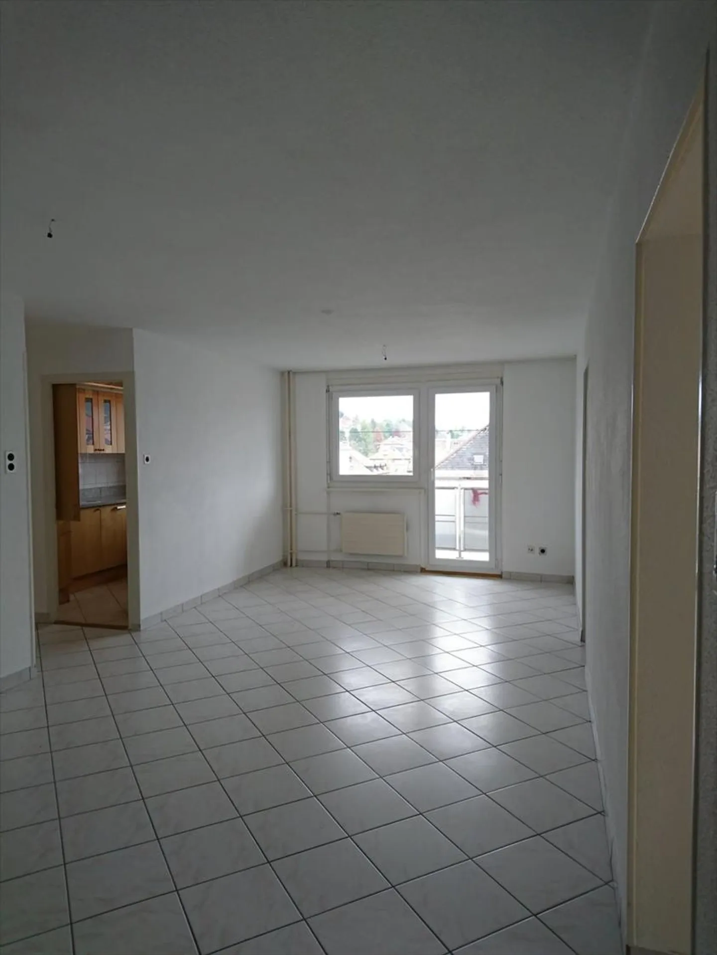 Appartamento in affitto - Foto 4 di 9