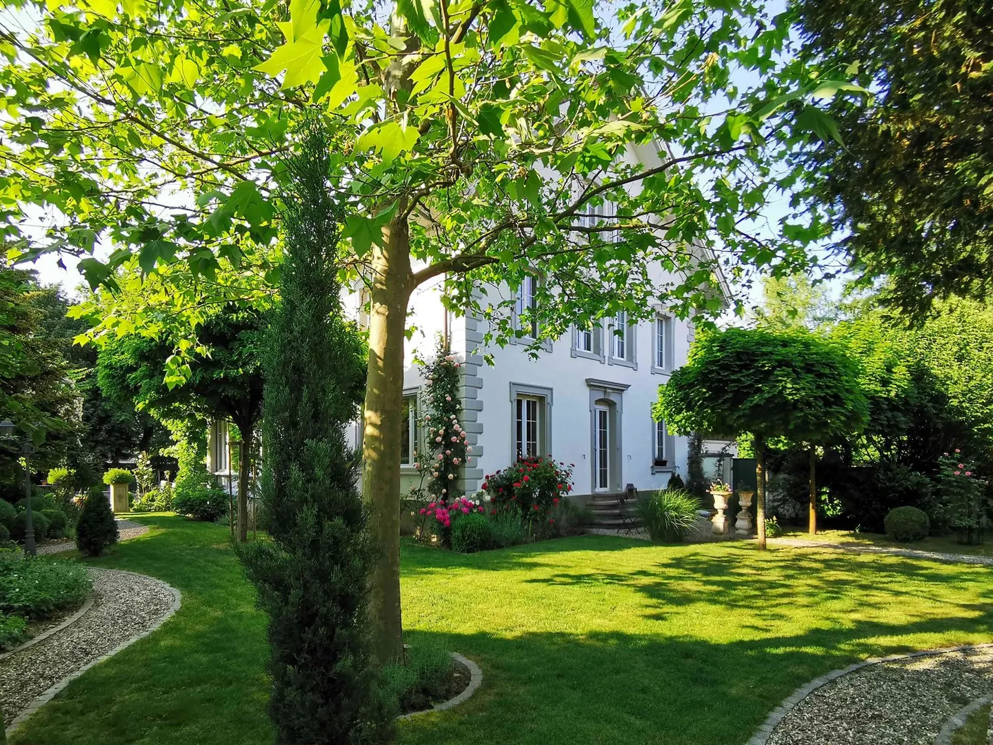 Manoir fantastique dans un emplacement privilégié - Photo 1 sur 9