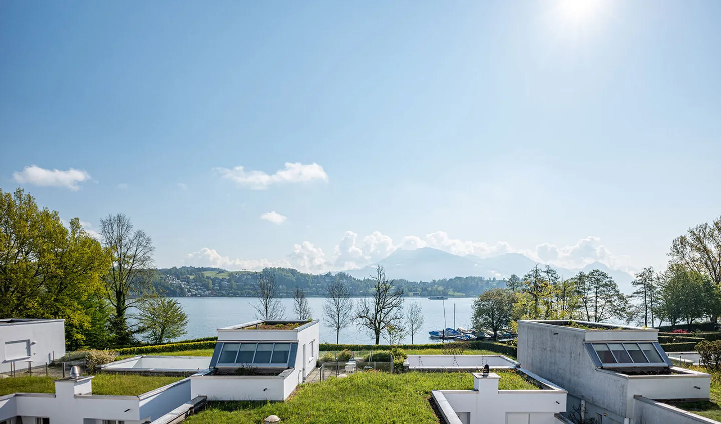 Komplett sanierte 3½-Zimmer-Wohnung direkt am See - Erstbezug  - Foto 1 von 12