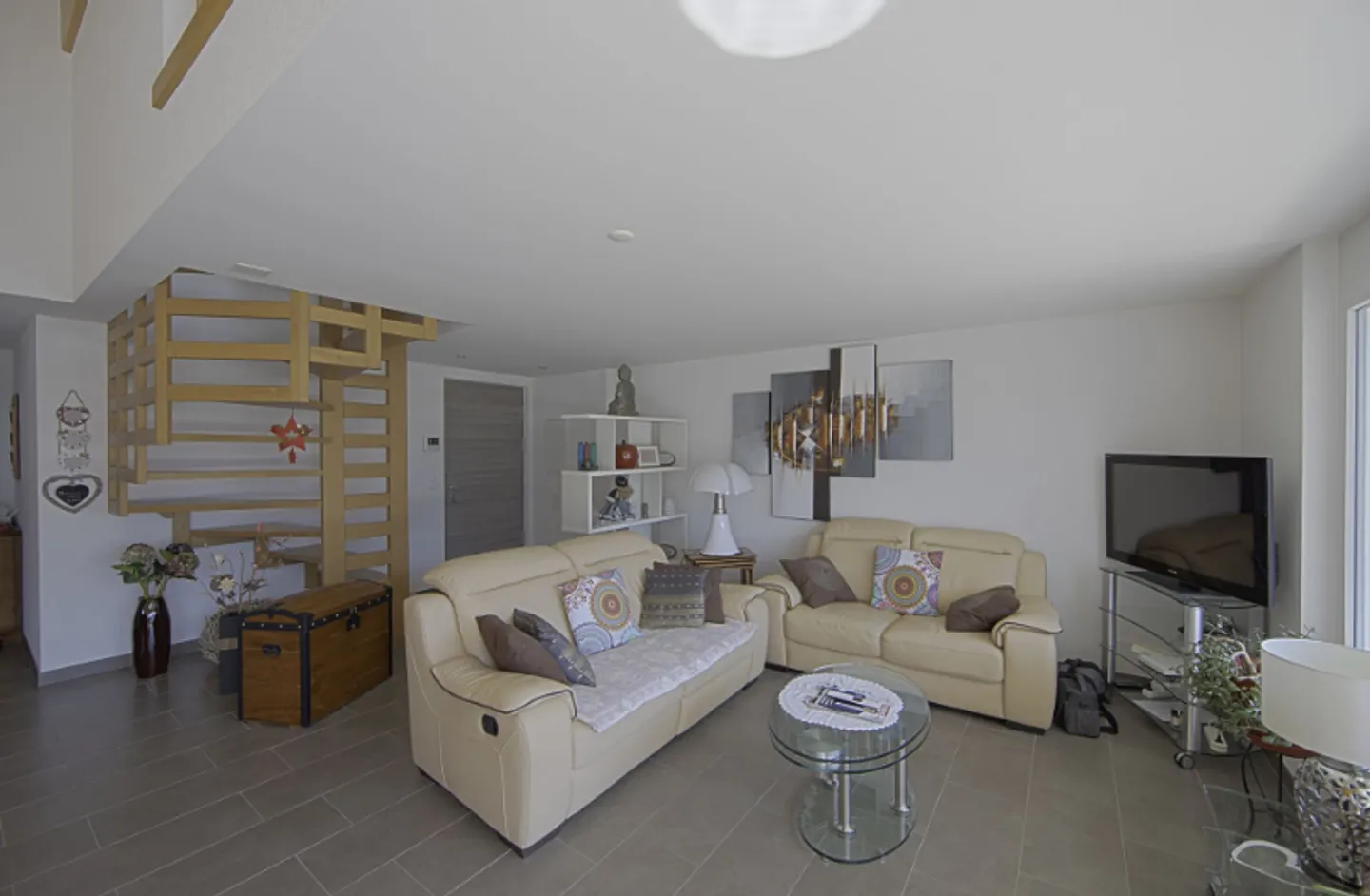 Dachgeschoss 6.5 Zimmer - Foto 4 von 13