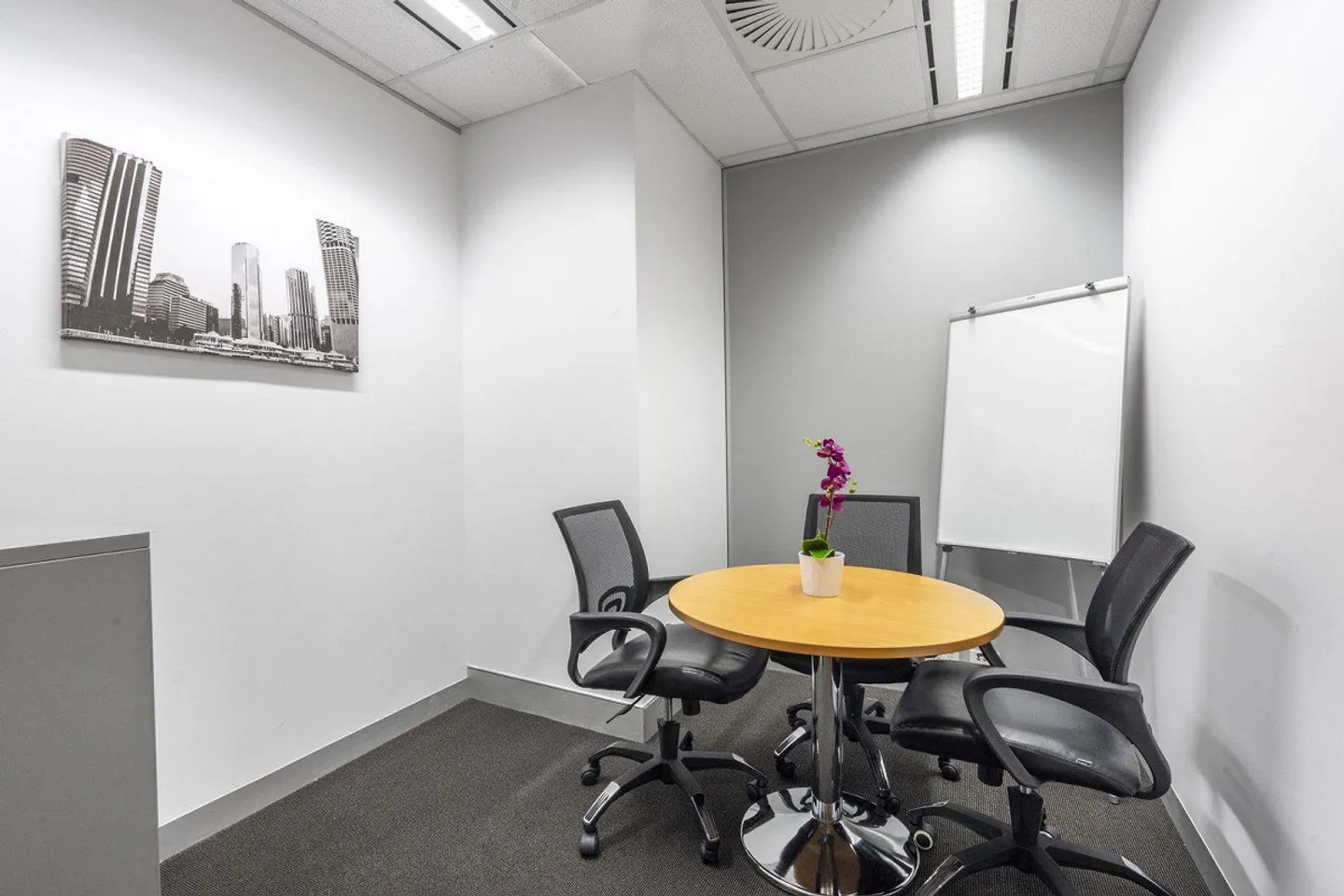 Ufficio privato per 4 persone in Regus Spoom Glattpark - Foto 1 di 7