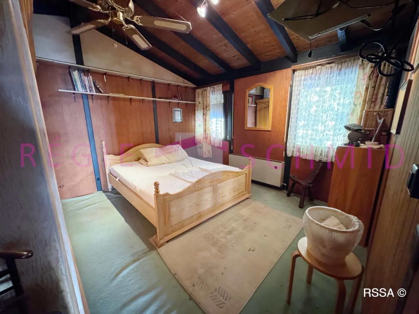 6-room House - Photo 10 of 10