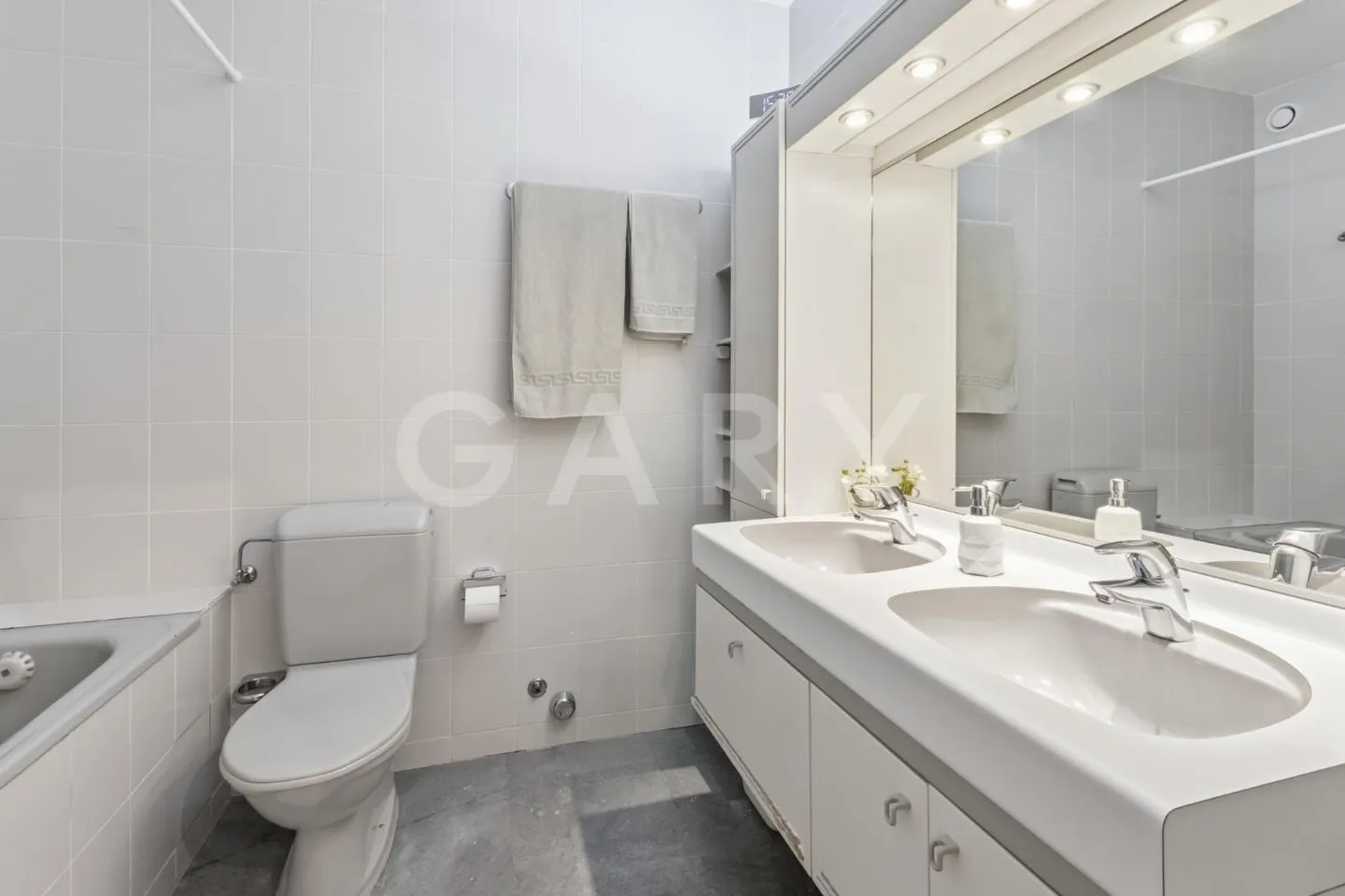 Exclusive: Apartment for rental yield in the heart of Champel - Photo 8 of 10