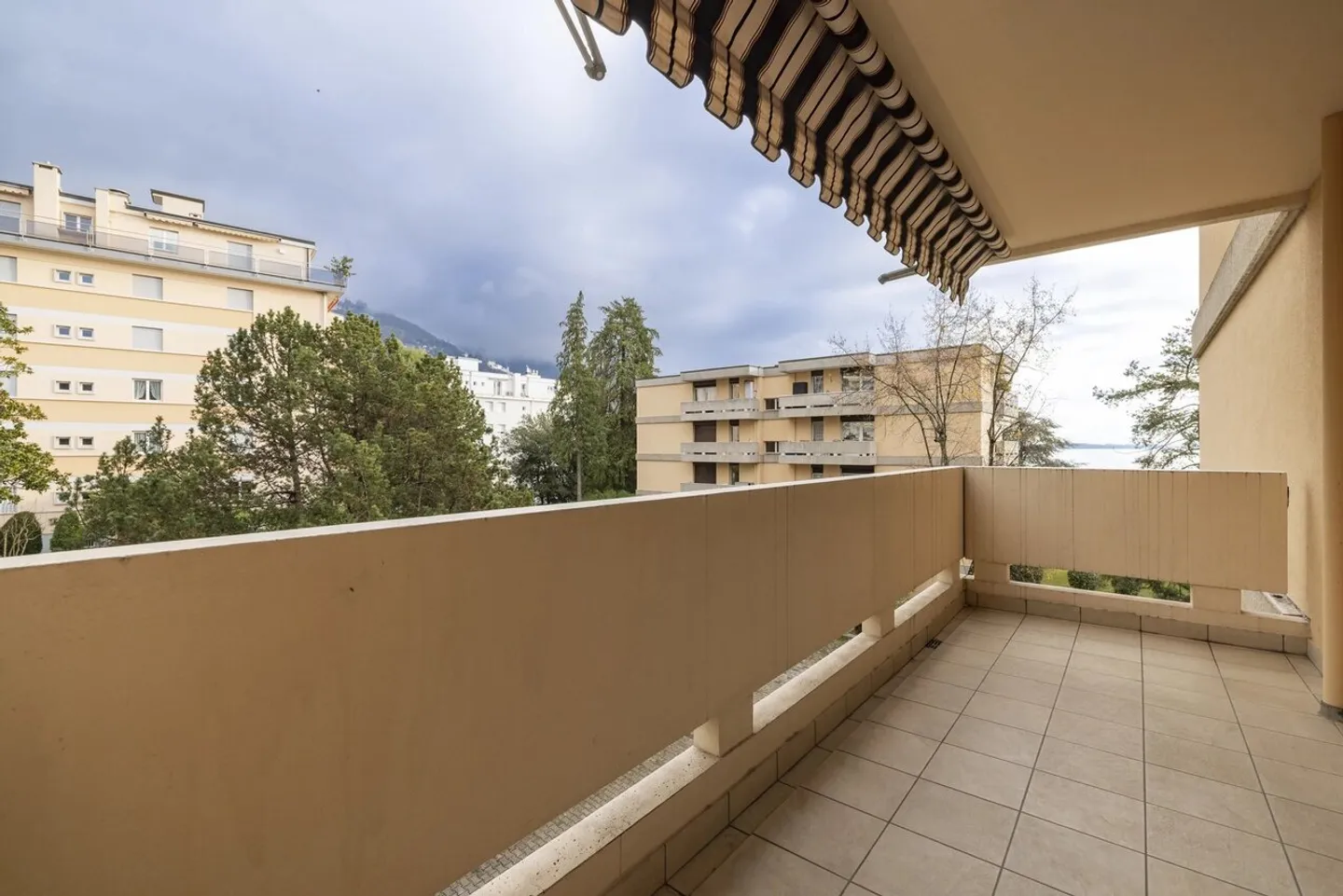 Magnifico appartamento di 2.5 locali a due passi dal lago! - Foto 8 di 9