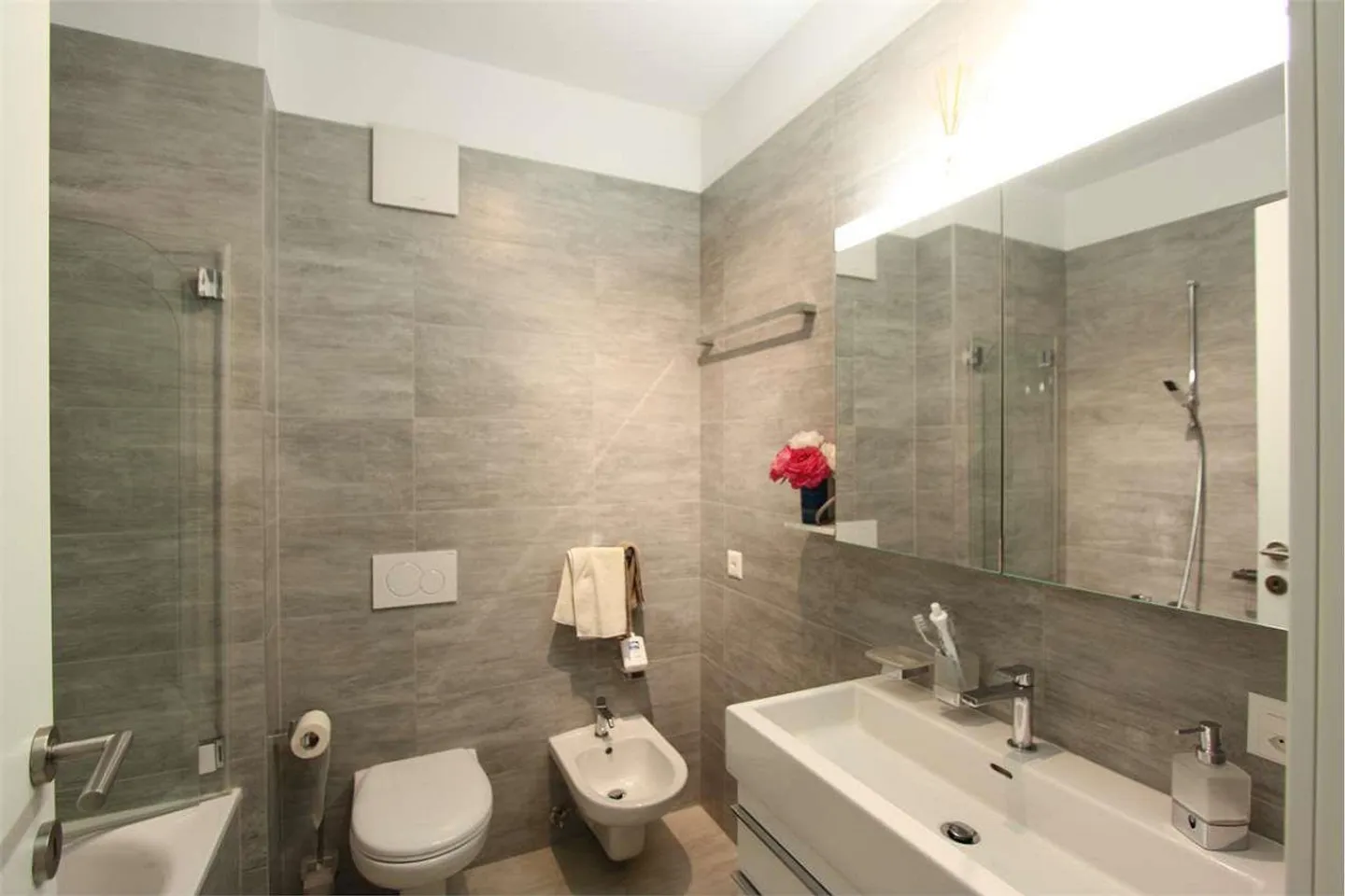 Geräumige Wohnung in Lugano - Foto 11 von 13