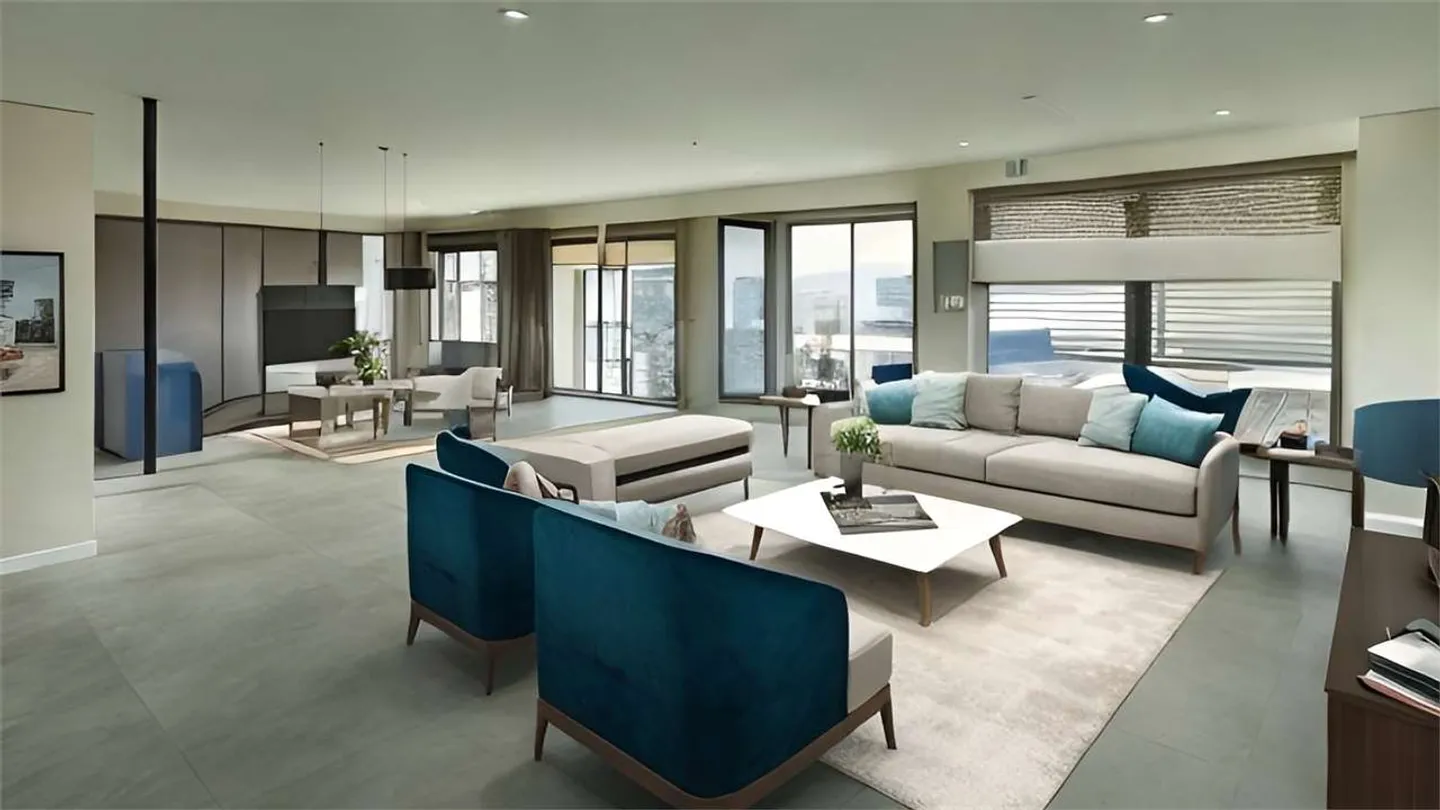 Stunning Penthouse with Terrace - Photo 4 of 15