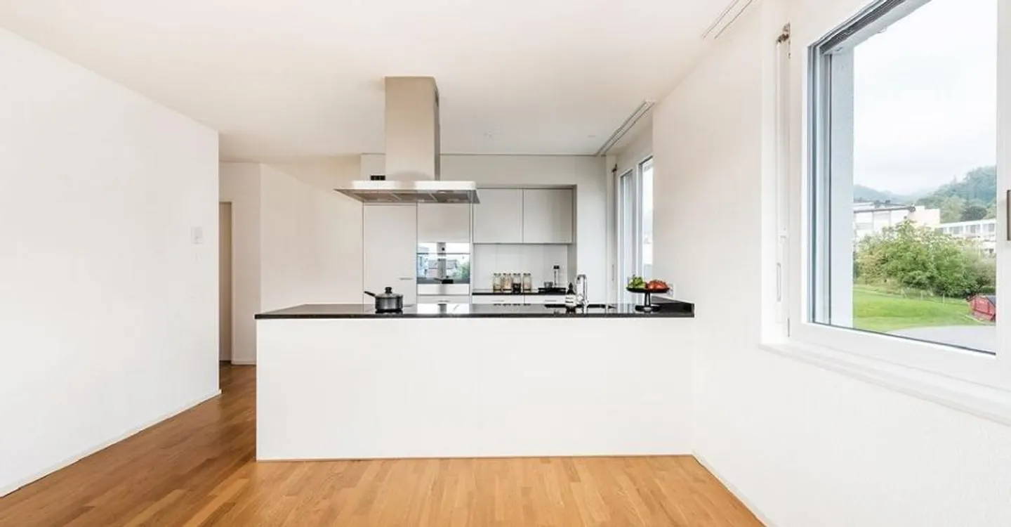 Stylische Attika-Wohnung in Altstätten - Foto 3 von 9