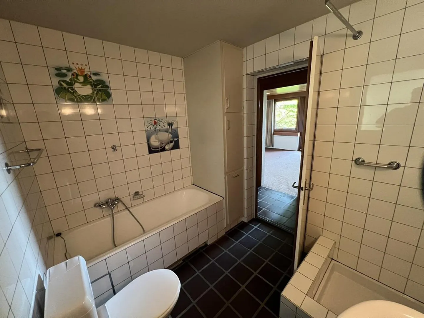Maison d'architecte imposante avec grand espace environnant - Photo 12 sur 19