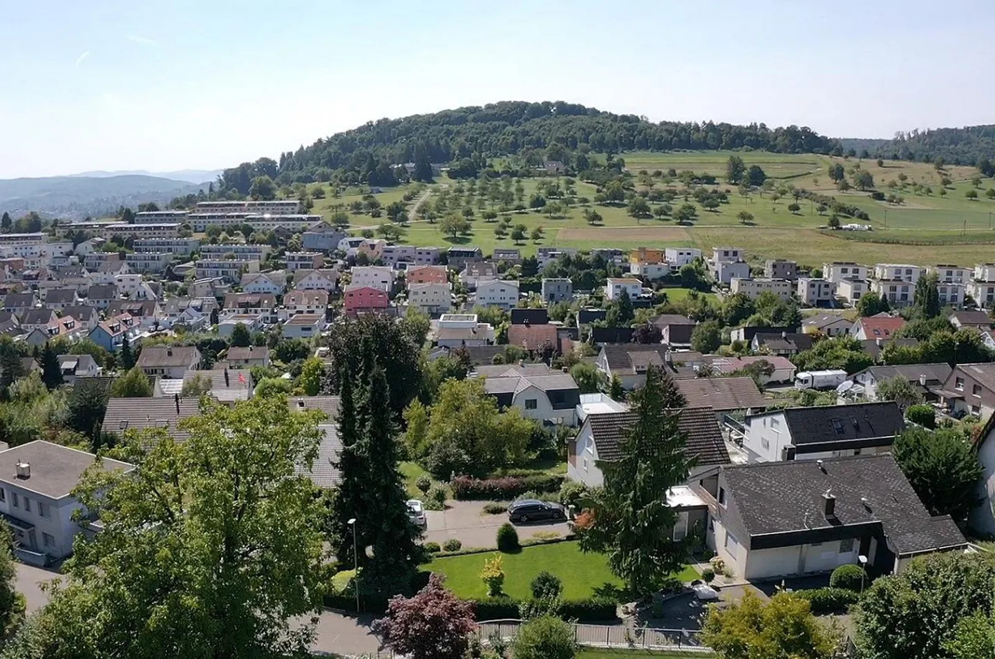 Maison d'architecte imposante avec grand espace environnant - Photo 18 sur 19
