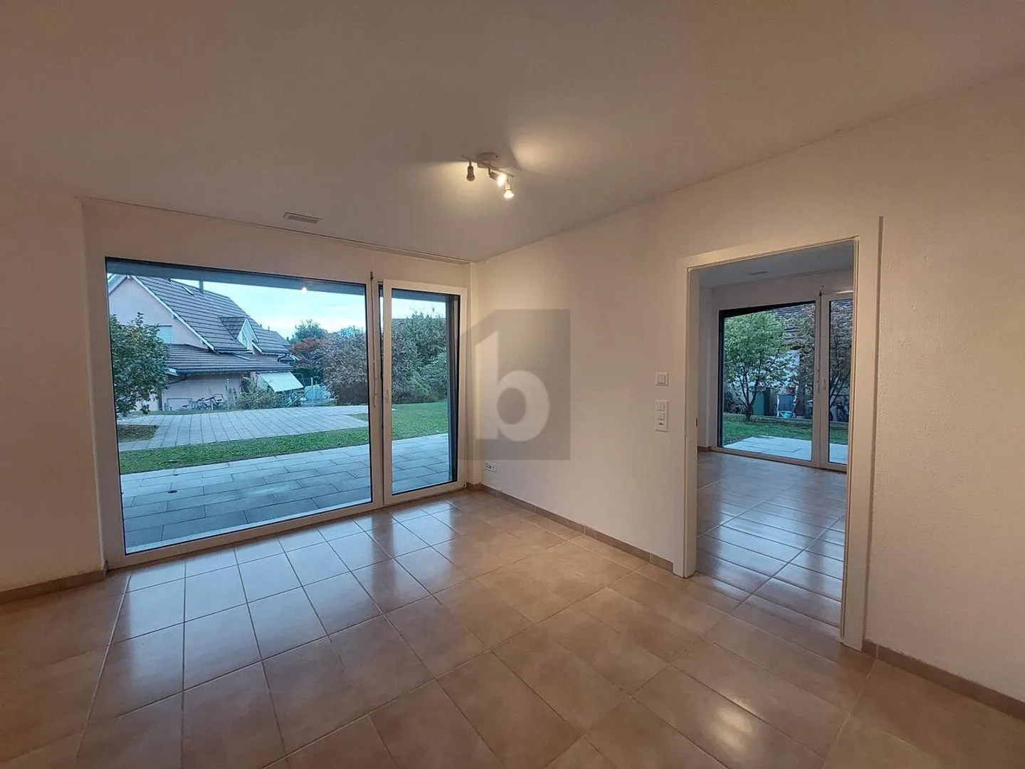 CENTRALLY LOCATED WITH GARDEN SEAT - Photo 5 of 6