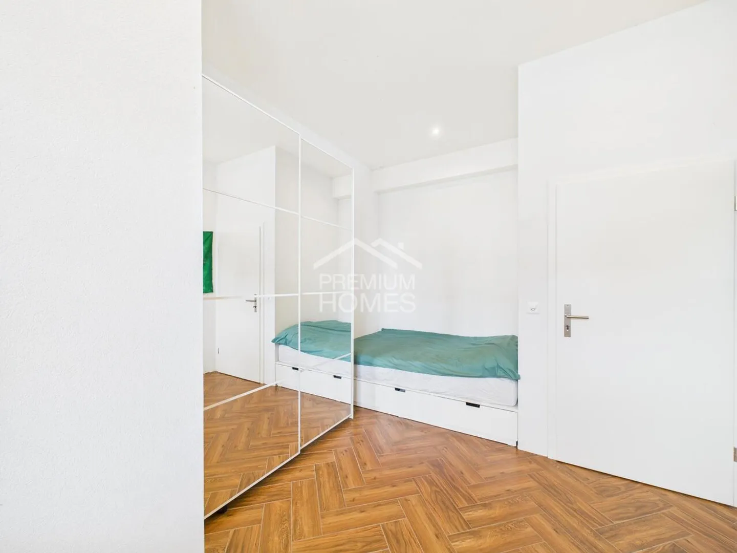 Appartement Charmant à Mézières - Photo 4 sur 10