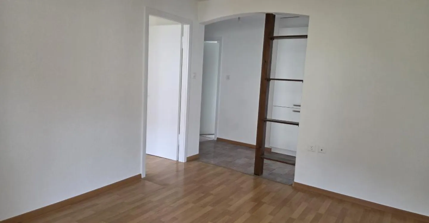 Appartement Charmant avec Balcon - Photo 4 sur 12