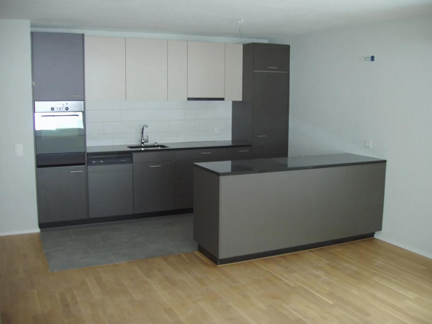 Appartamento moderno con terrazza - Foto 5 di 8