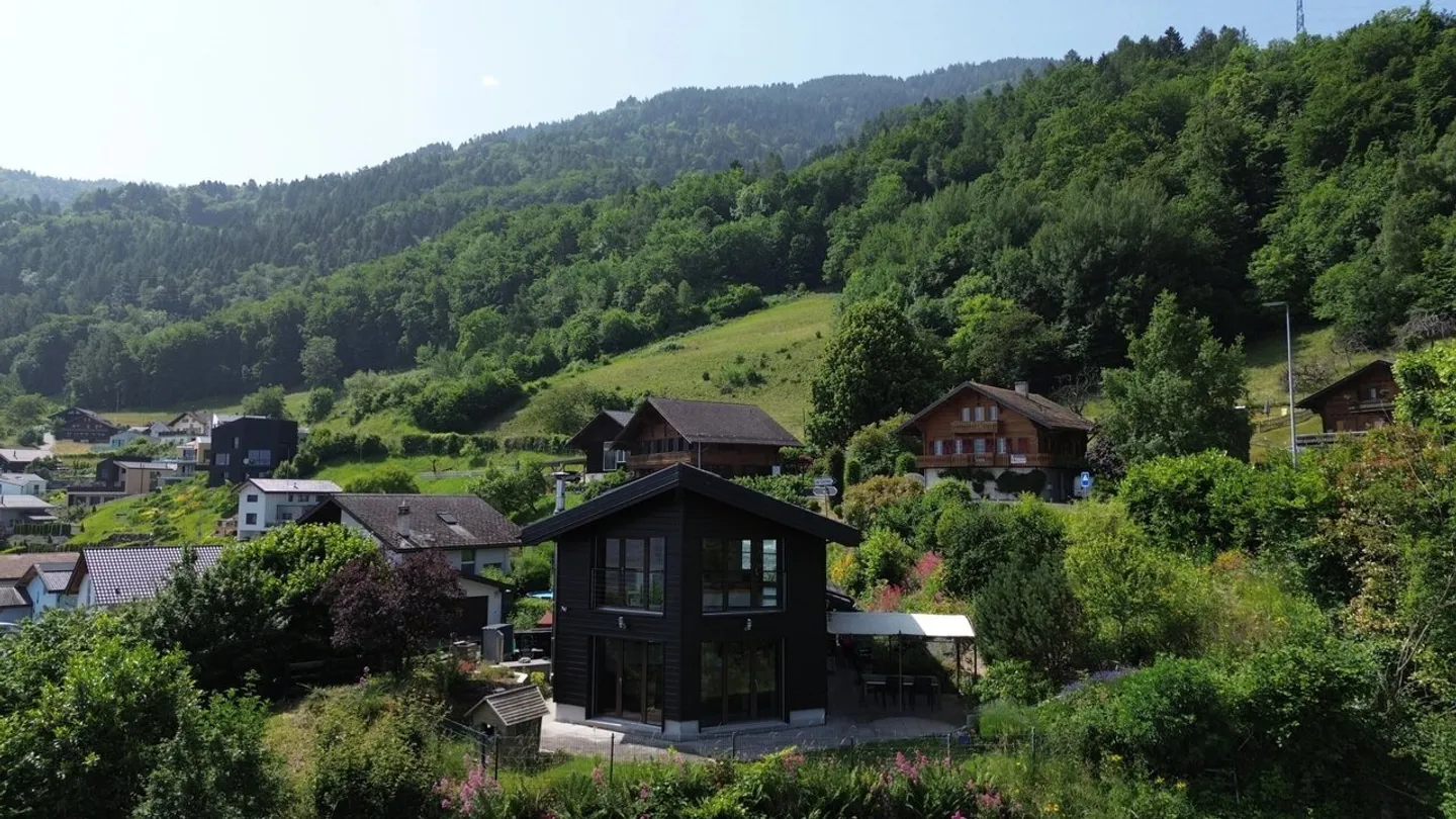Helle Villa mit dominierendem und panoramischem Blick - Foto 1 von 13
