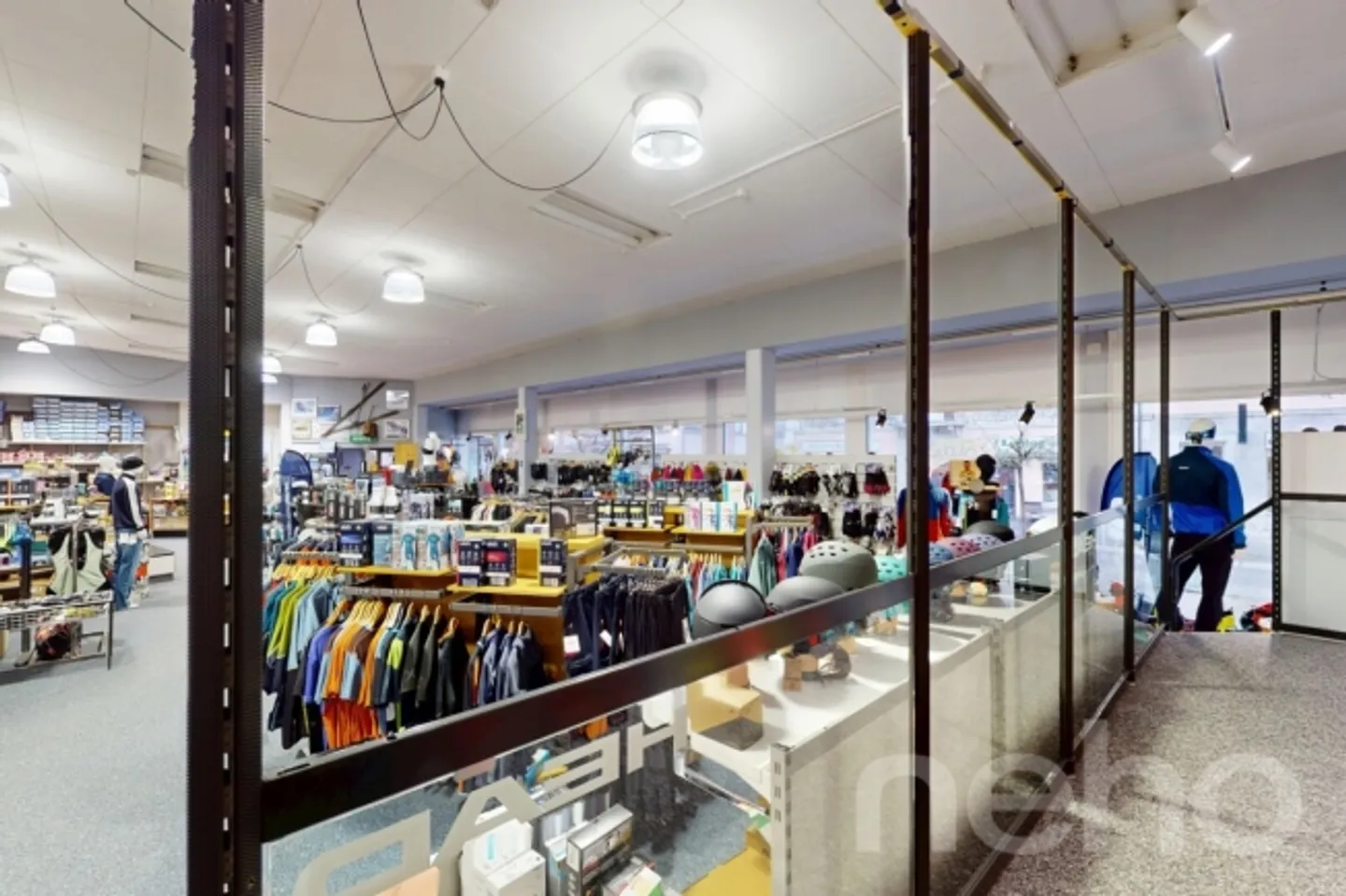 Mixed-use investment property in heart of Saint-Imier - high ROI - Photo 7 of 13