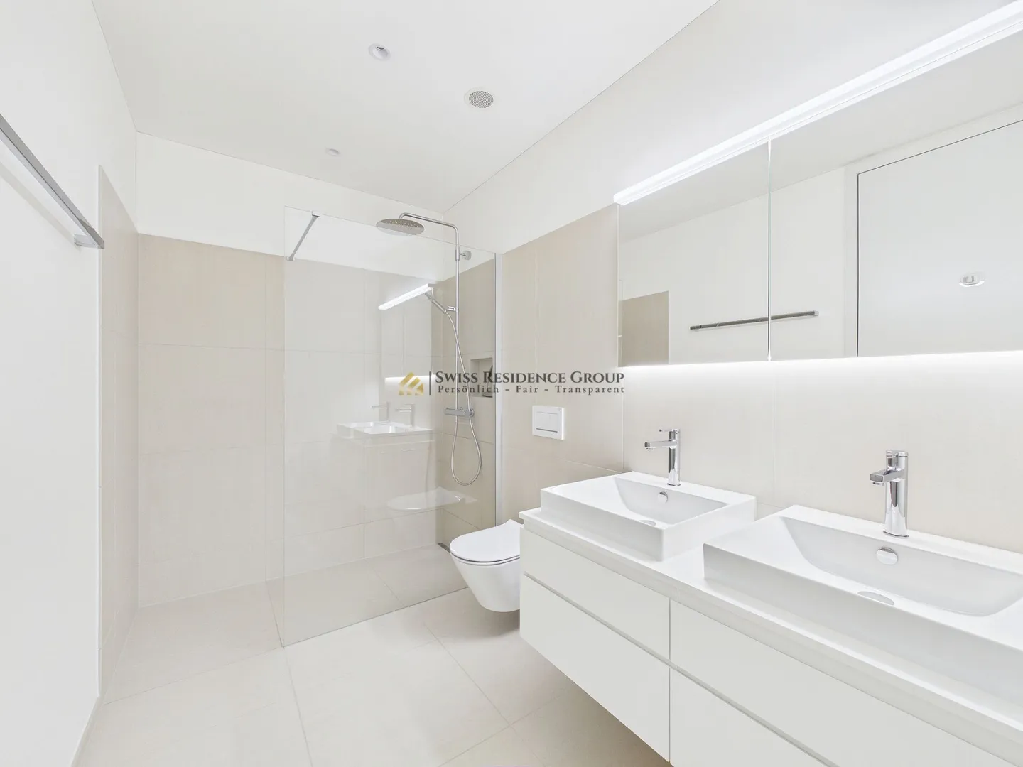 Luminoso appartamento da sogno di 3,5 locali con balcone a Cham - Foto 11 di 19