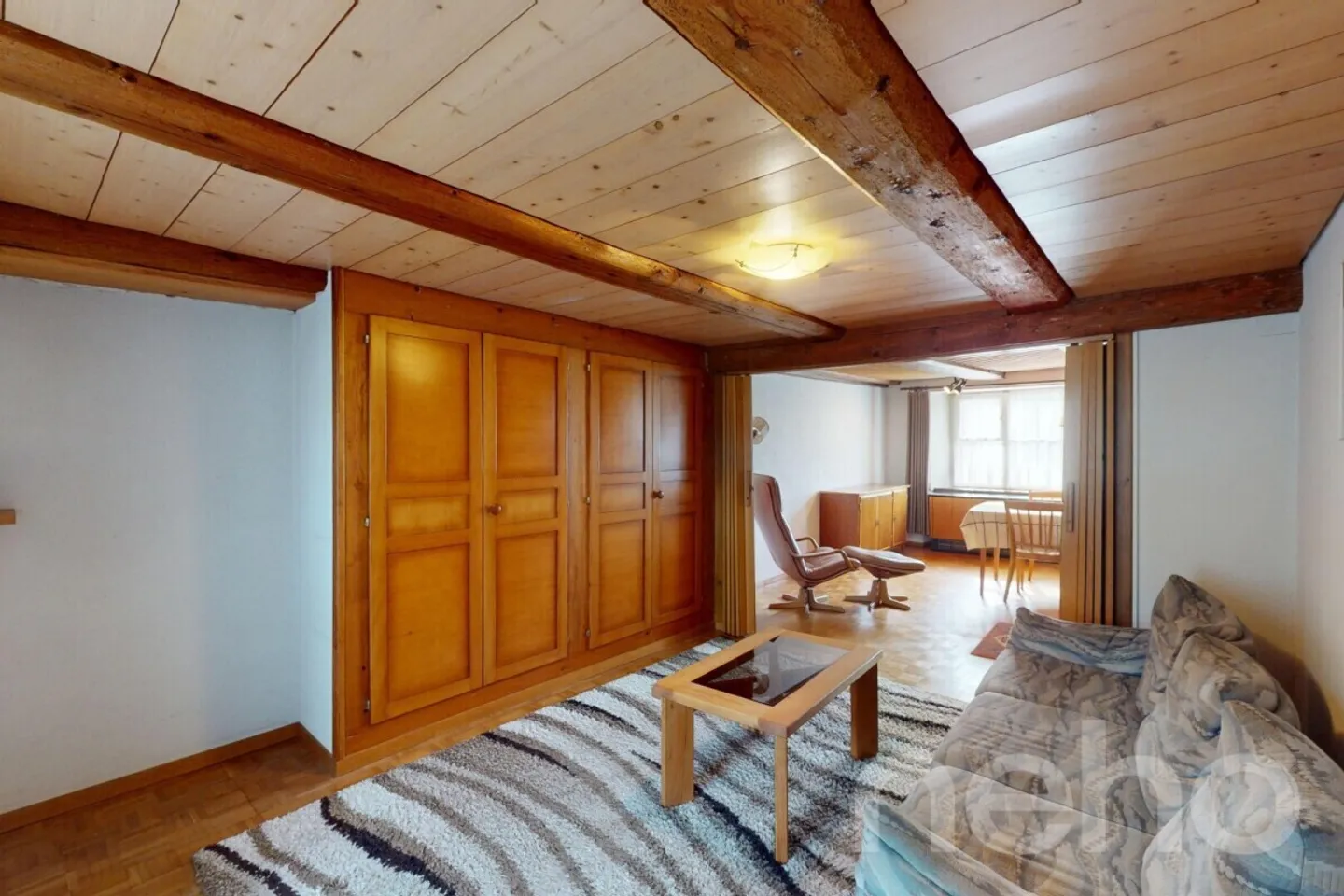 Casa unifamiliare con grande potenziale in posizione centrale a Langenbruck - Foto 5 di 13
