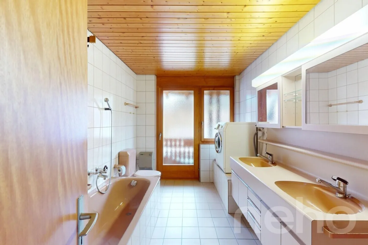 Casa unifamiliare con grande potenziale in posizione centrale a Langenbruck - Foto 8 di 13