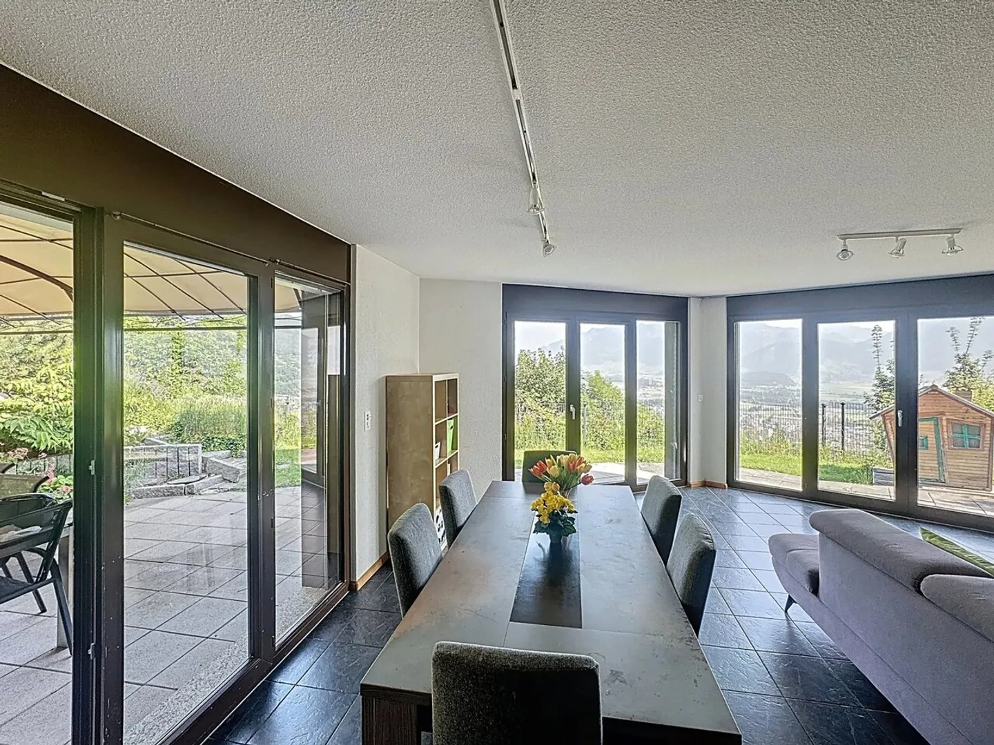Helle Villa mit dominierendem und panoramischem Blick - Foto 7 von 13