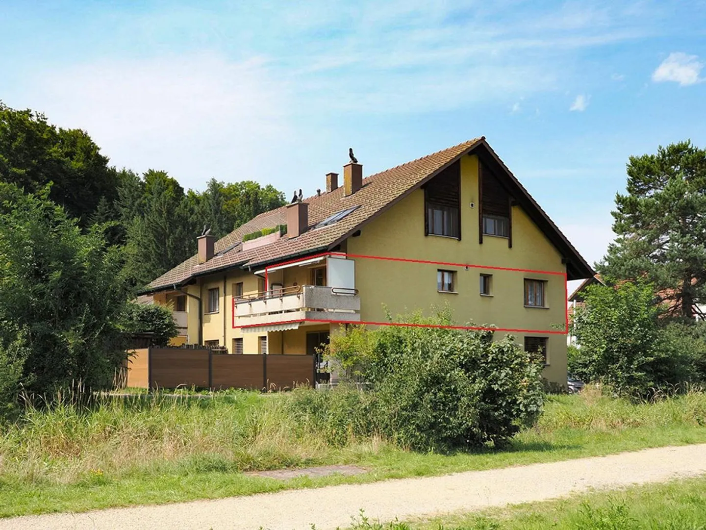 Appartement en copropriété de 4,5 pièces, 1er étage, dans un bon emplacement à Aarwangen - Photo 1 sur 17
