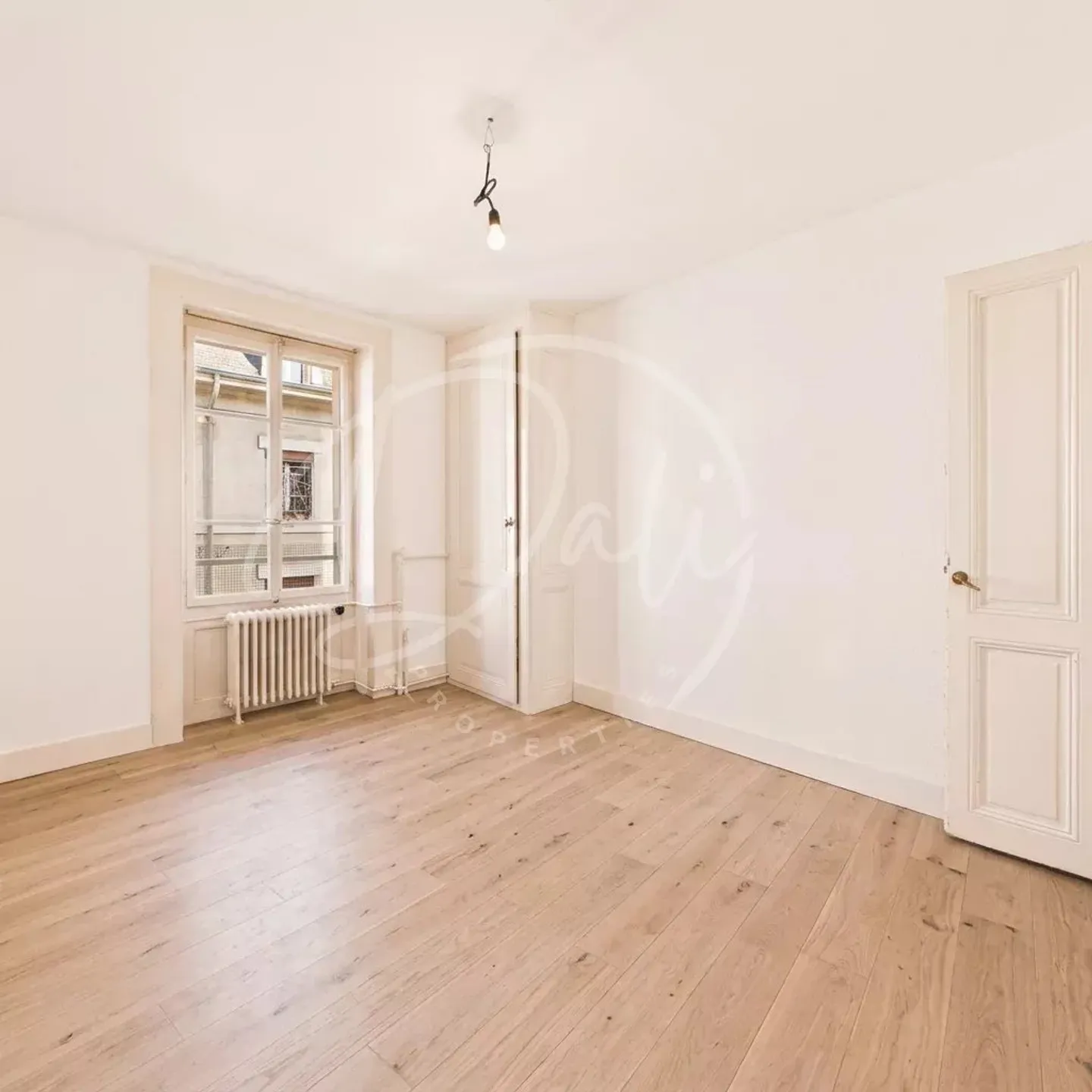 Appartement lumineux 4 pièces à Genève - Photo 2 sur 6
