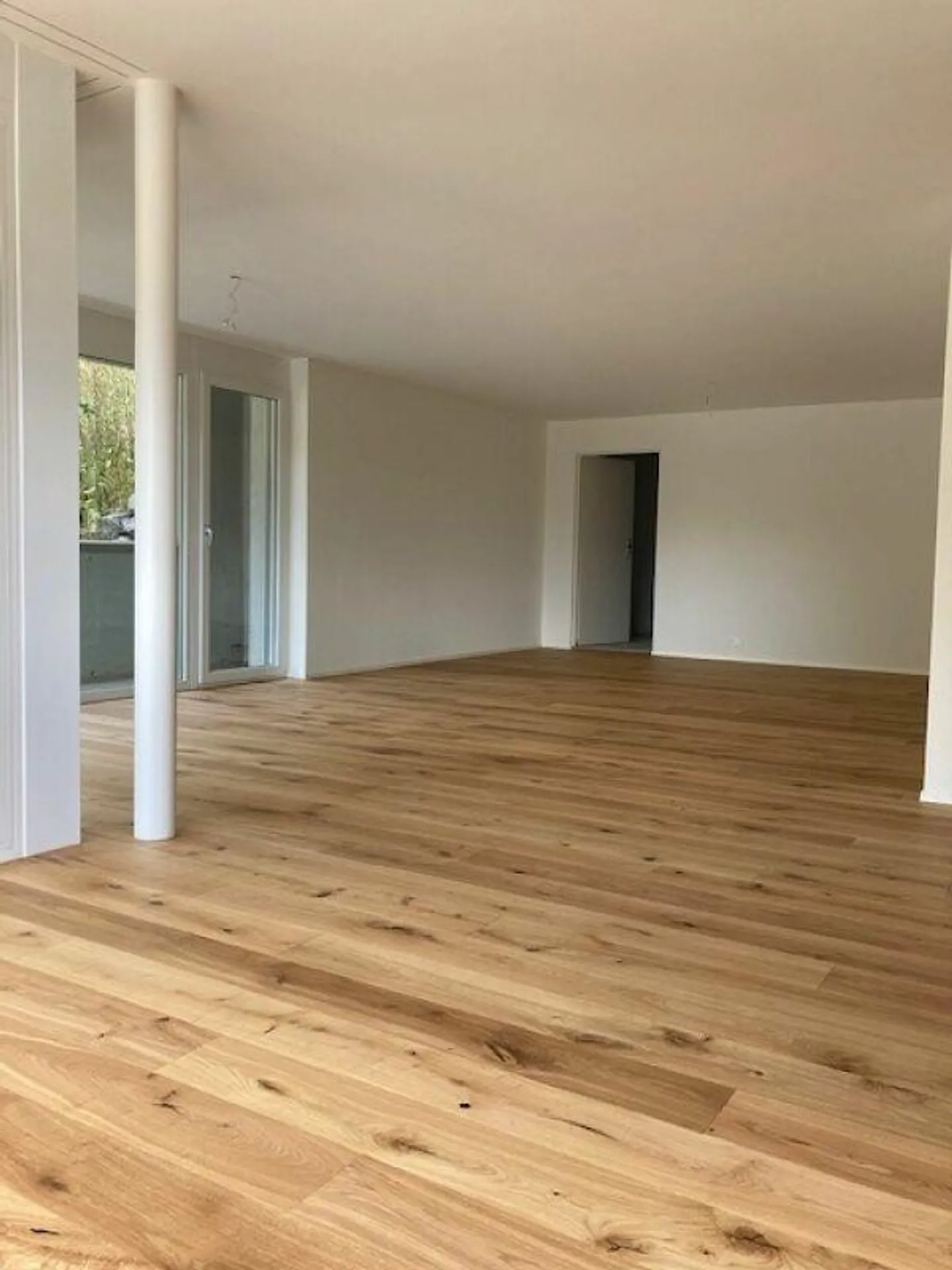 Geräumige 3.5 Zimmer Wohnung - Foto 3 von 11