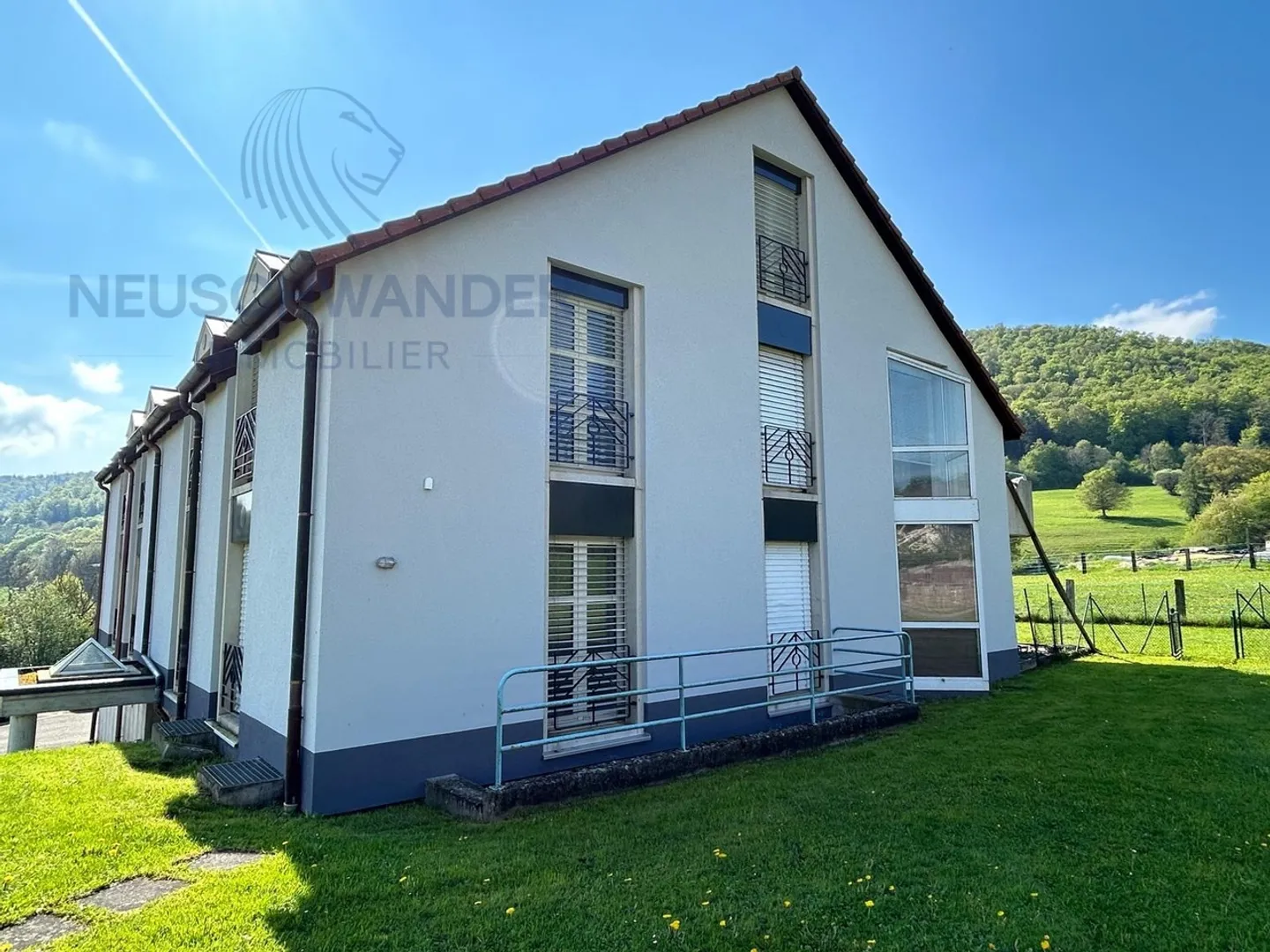 5,5-Zimmer-Wohnung, ruhig, hell mit Blick auf die Landschaft - Foto 3 von 16