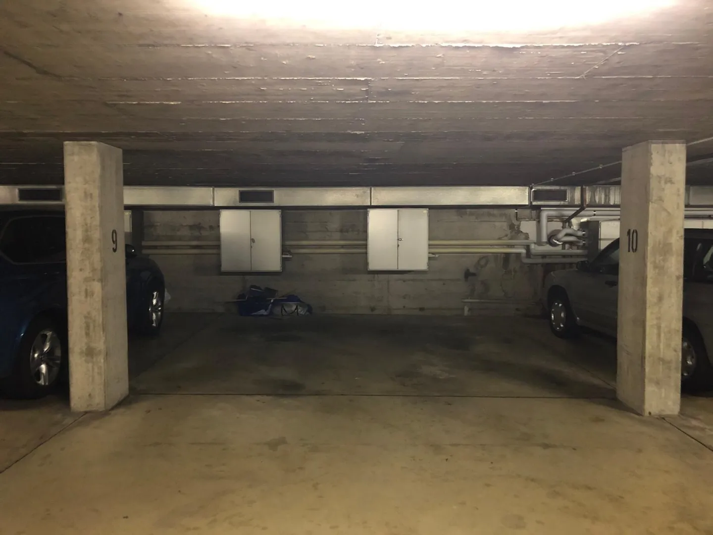 Indoor Parking in Zug - Photo 2 of 2