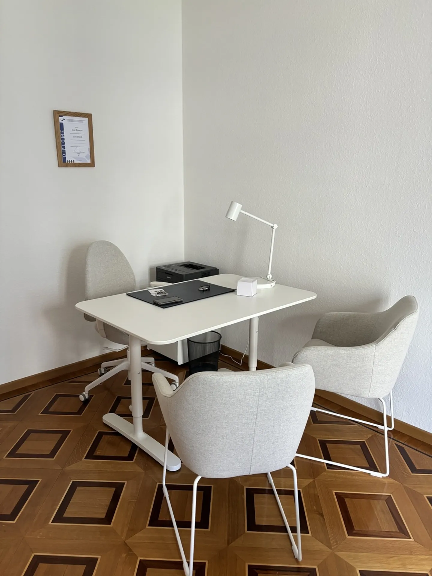 Fribourg Room - 1 Room - Photo 2 of 2