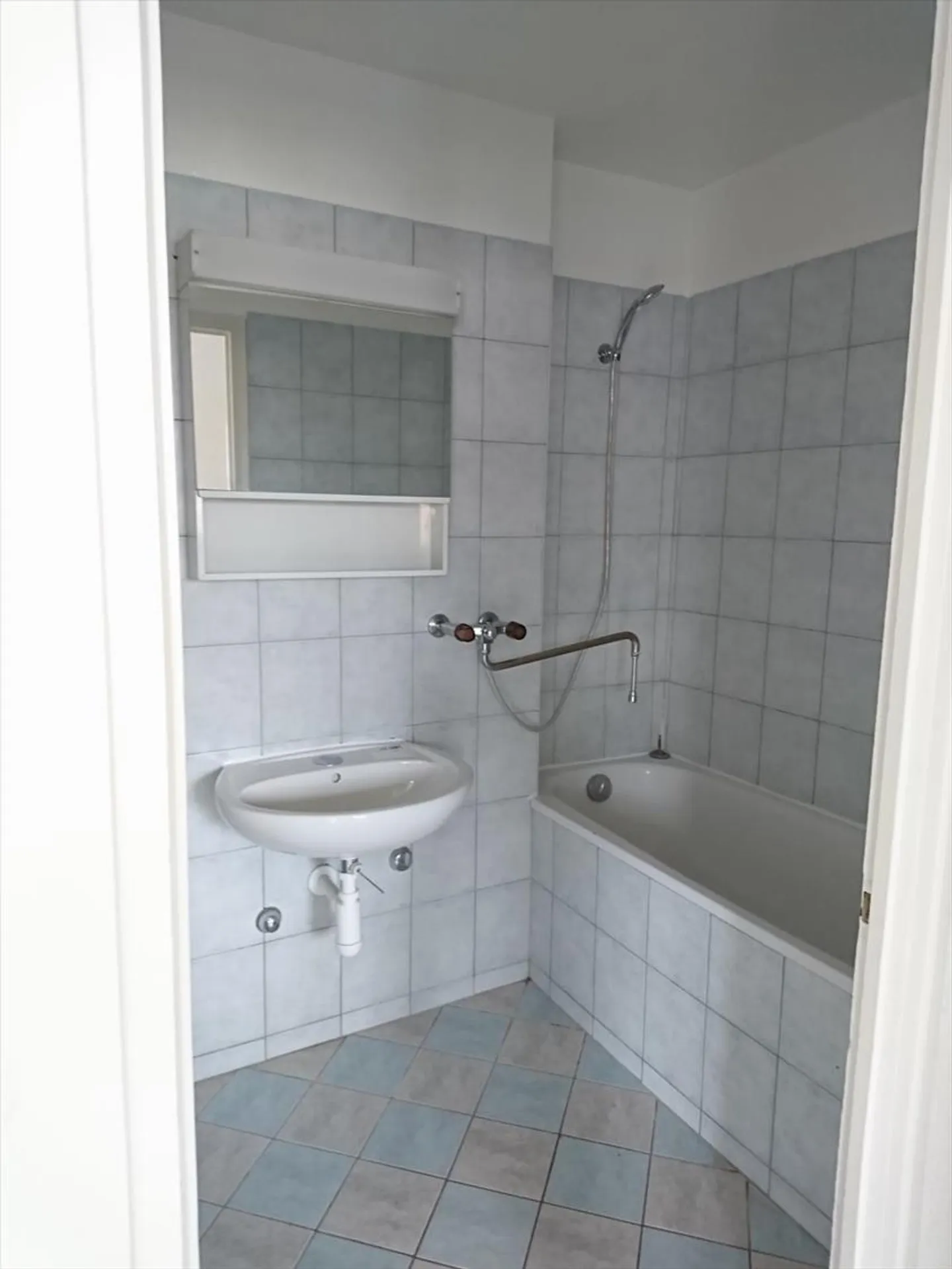 Condo for rent, Crêt 1, in La Chaux-de-Fonds, Switzerland - Photo 1 of 10