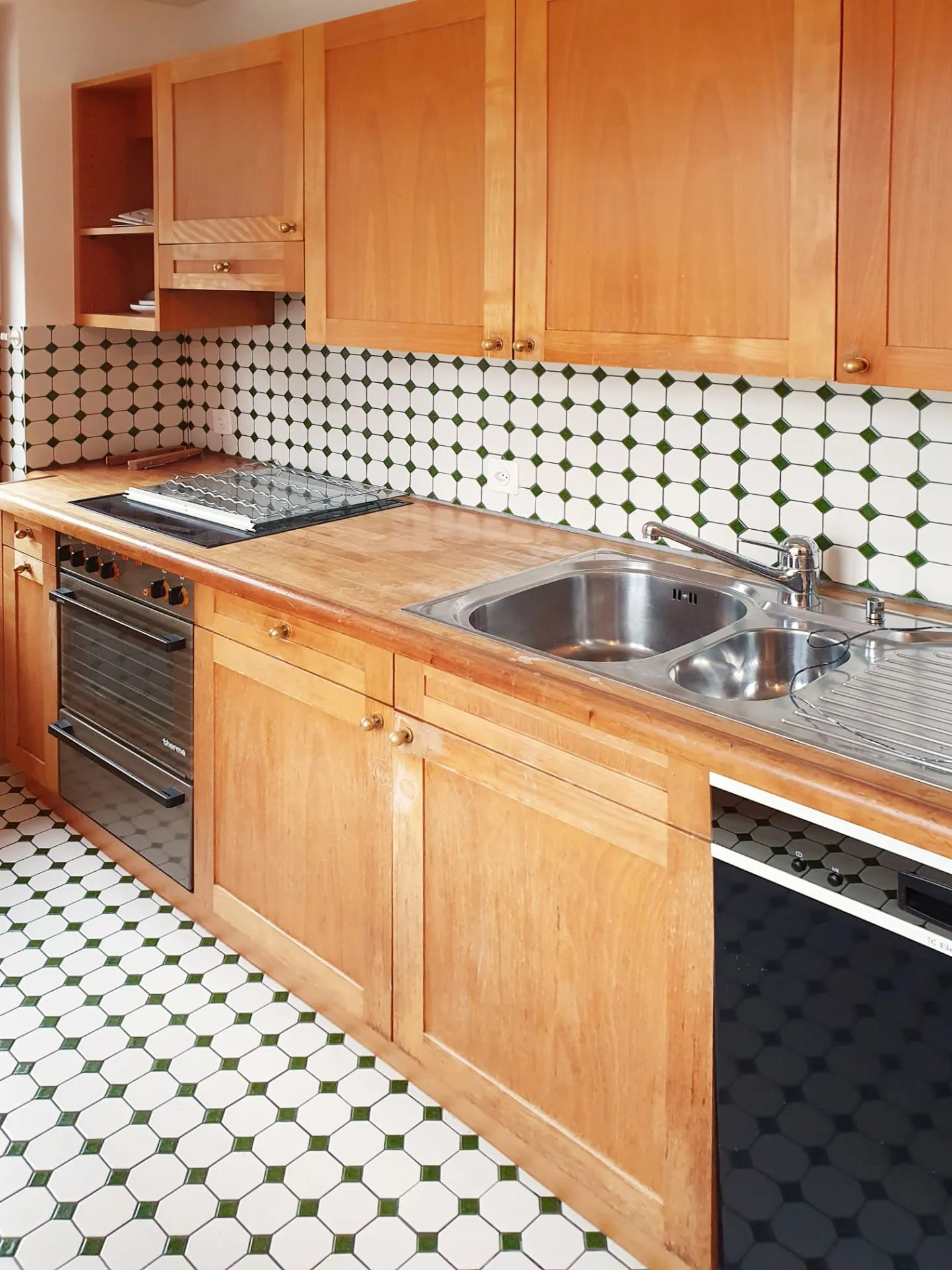 Gioiello di un piccolo appartamento 3½ stanze recentemente ristrutturato - Foto 3 di 12