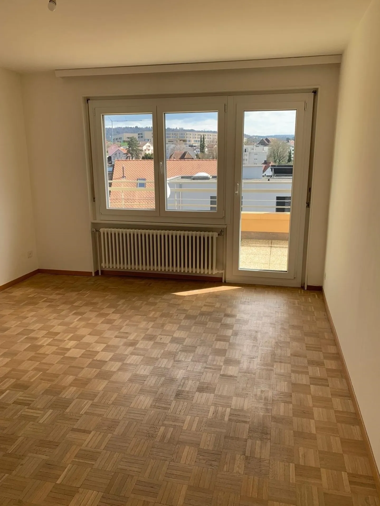 Payerne Apartment - 5.5 rooms - Photo 1 of 13