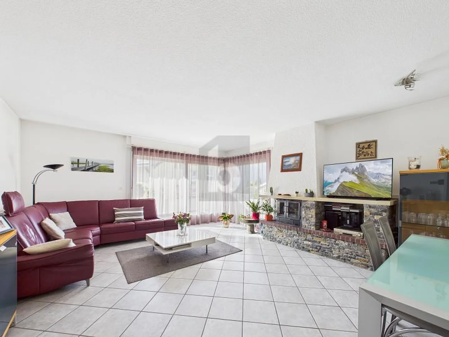 Spacious Family Apartment - Photo 1 of 6