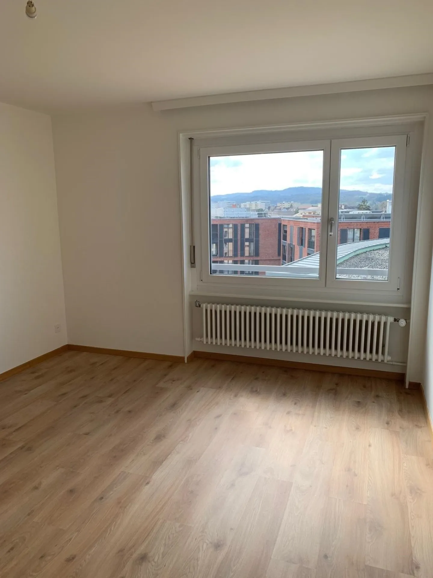Payerne Apartment - 5.5 rooms - Photo 3 of 13